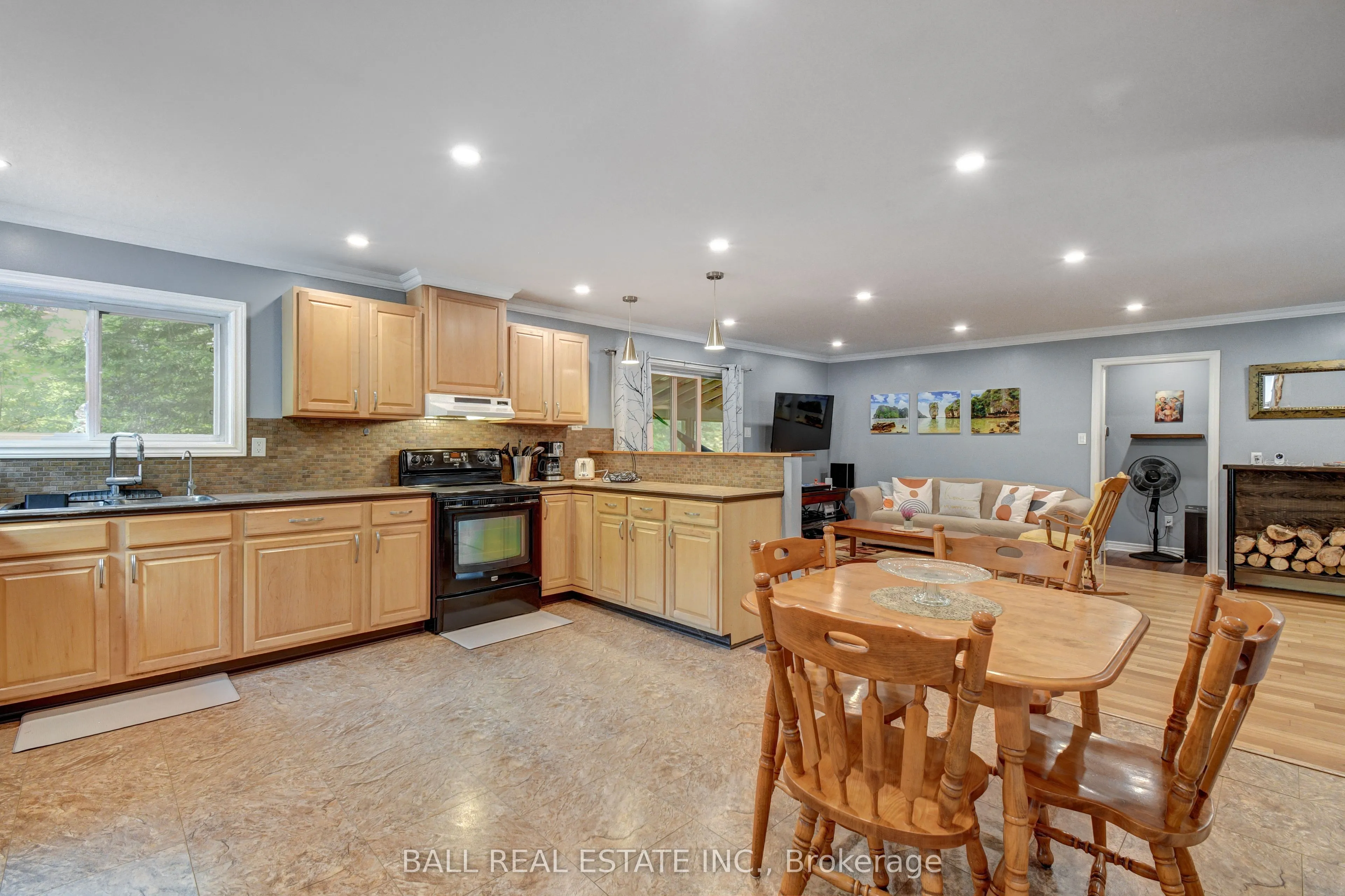 2884 Old Hastings Road