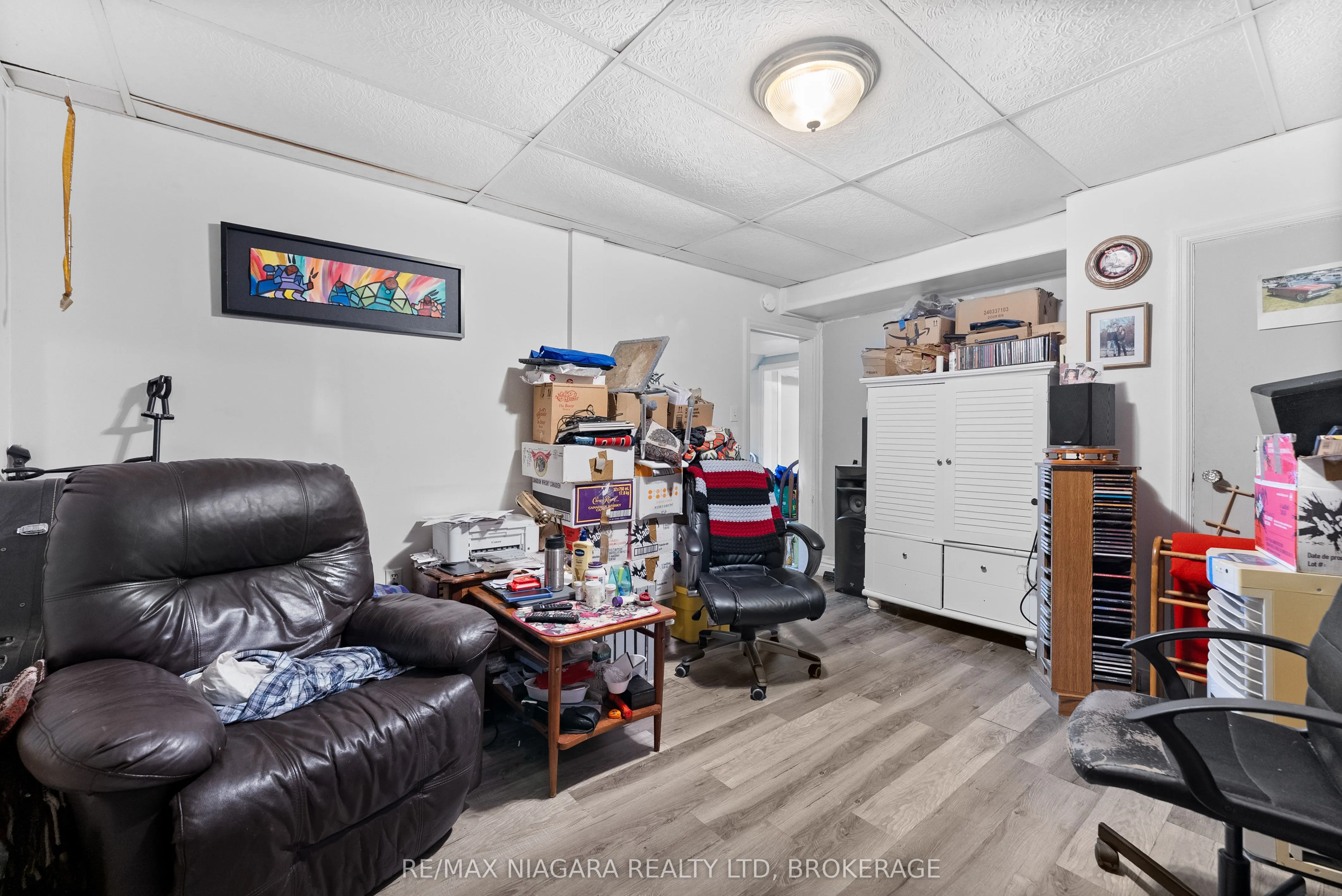 24 GALE Crescent