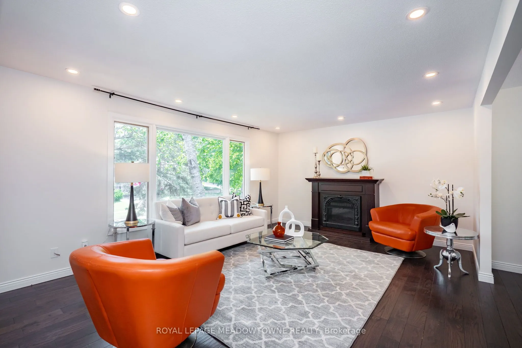 230 Kribs Street