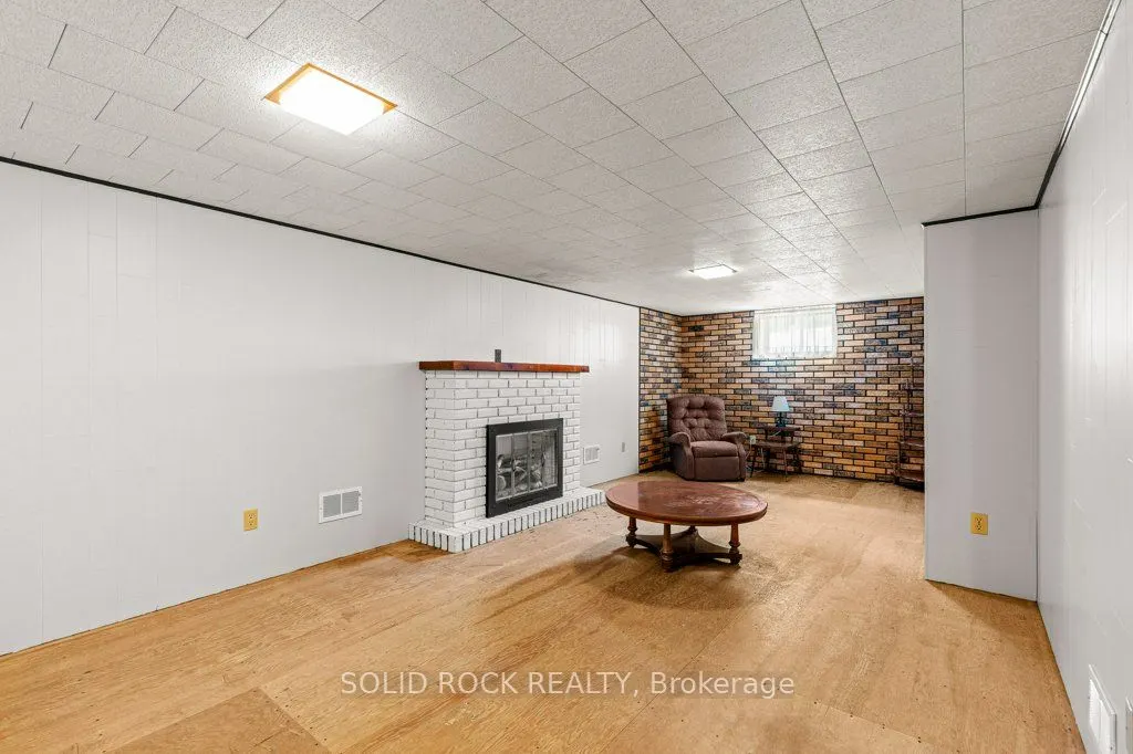 7 Brouse Drive