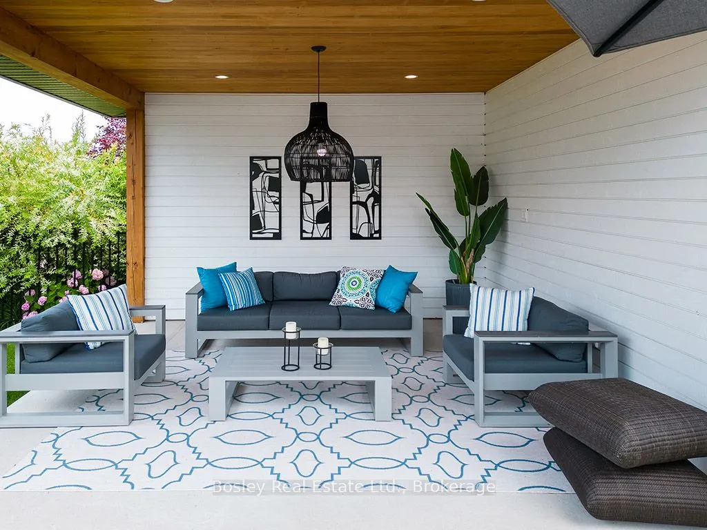 104 Mccallum Court