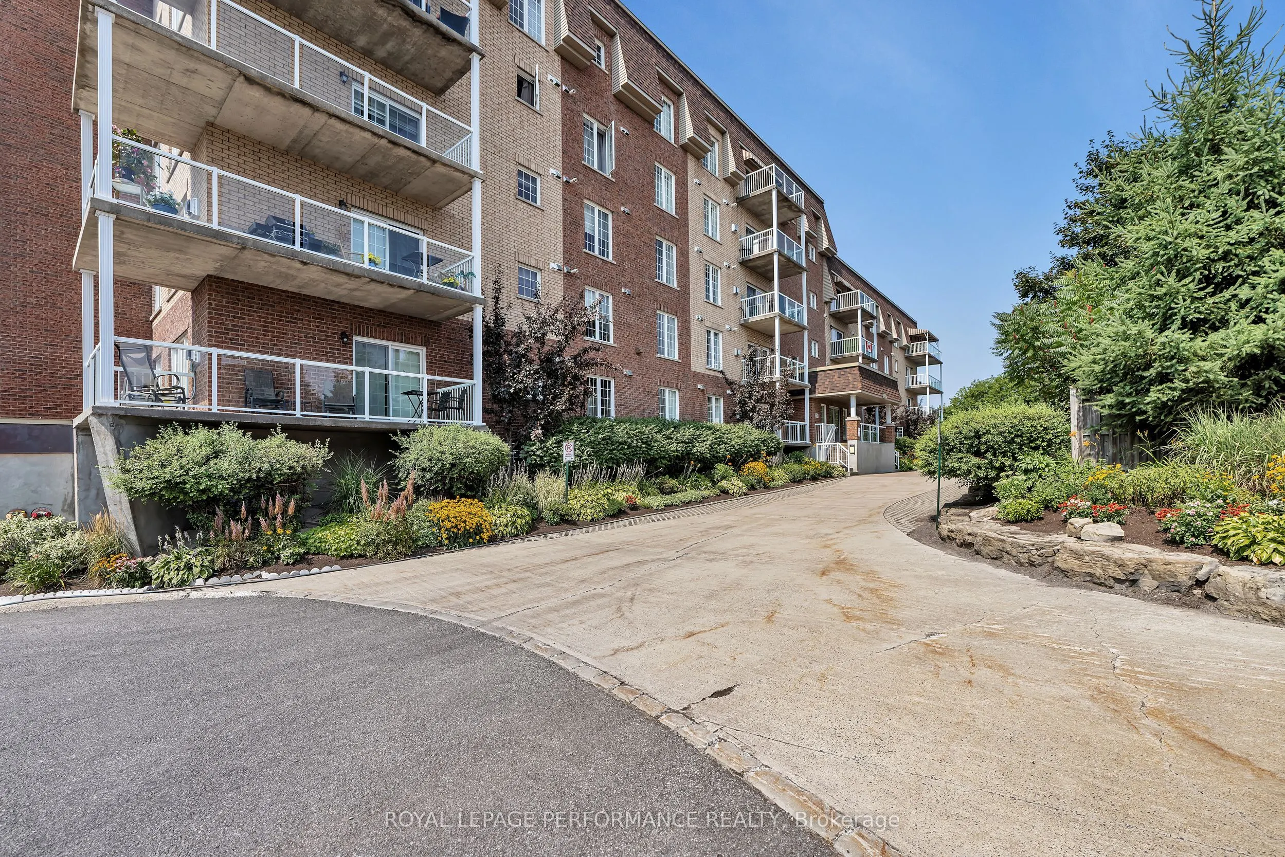 2360 Albert Street, #205