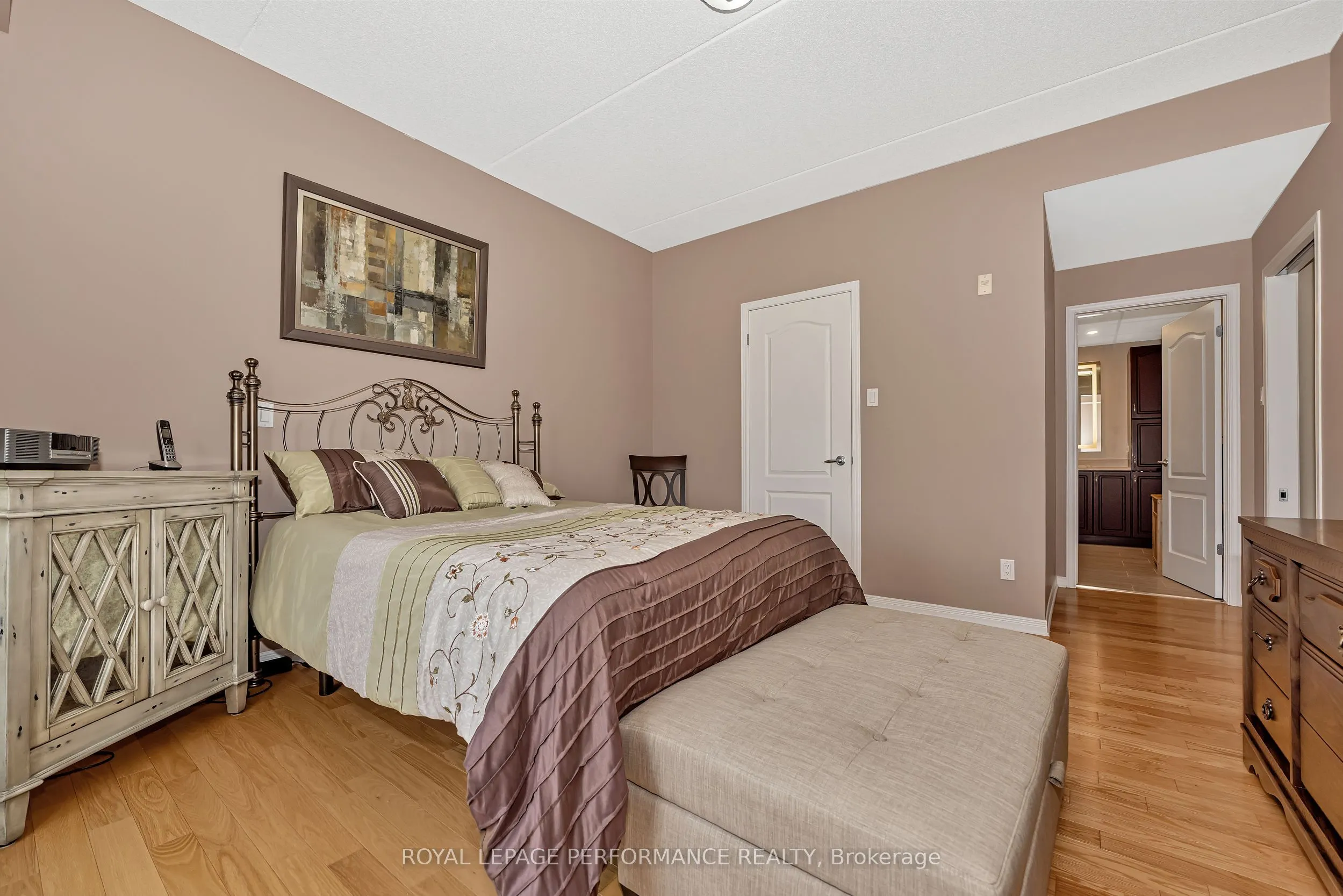 2360 Albert Street, #205