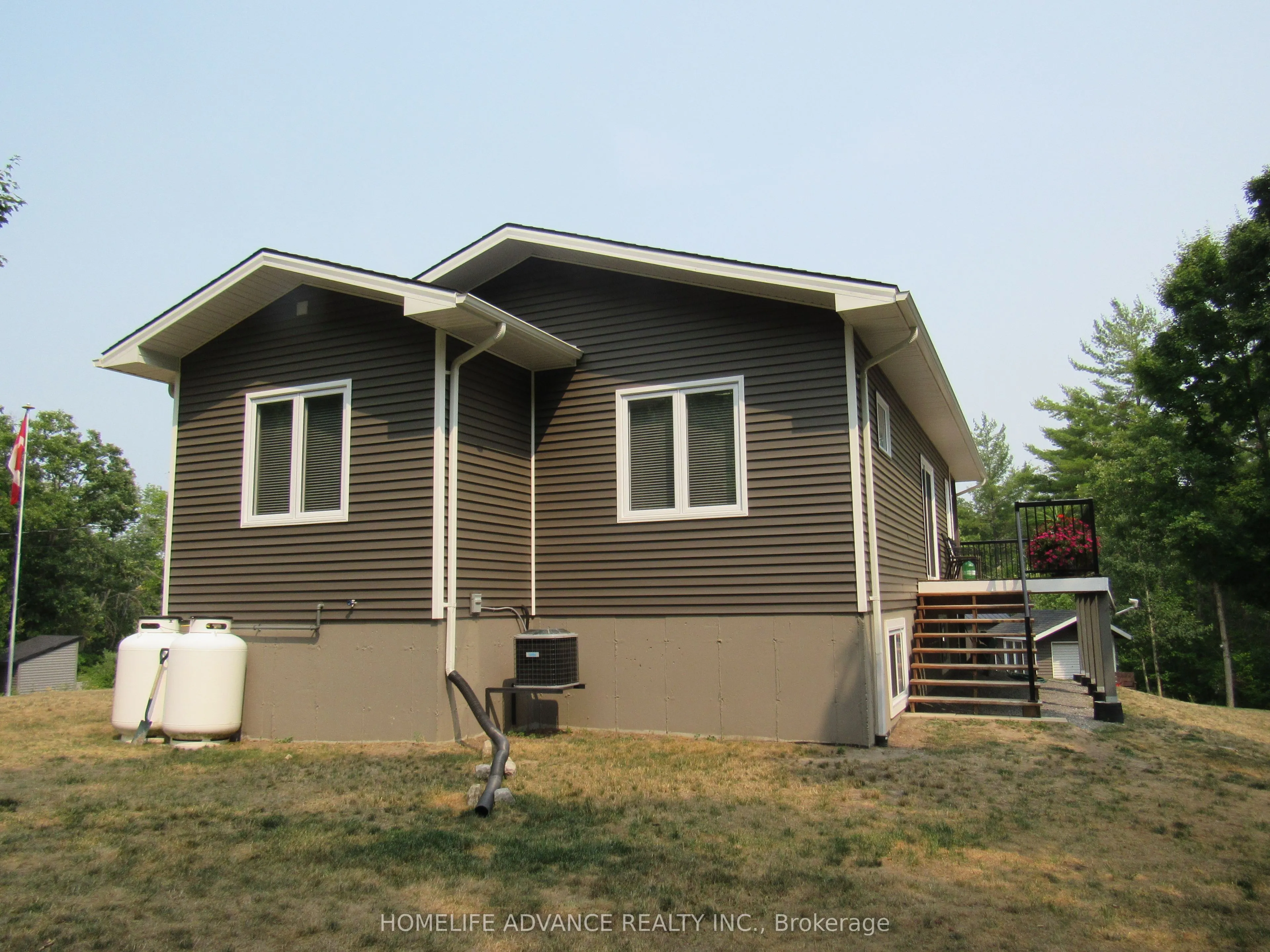 2995 12th Line E