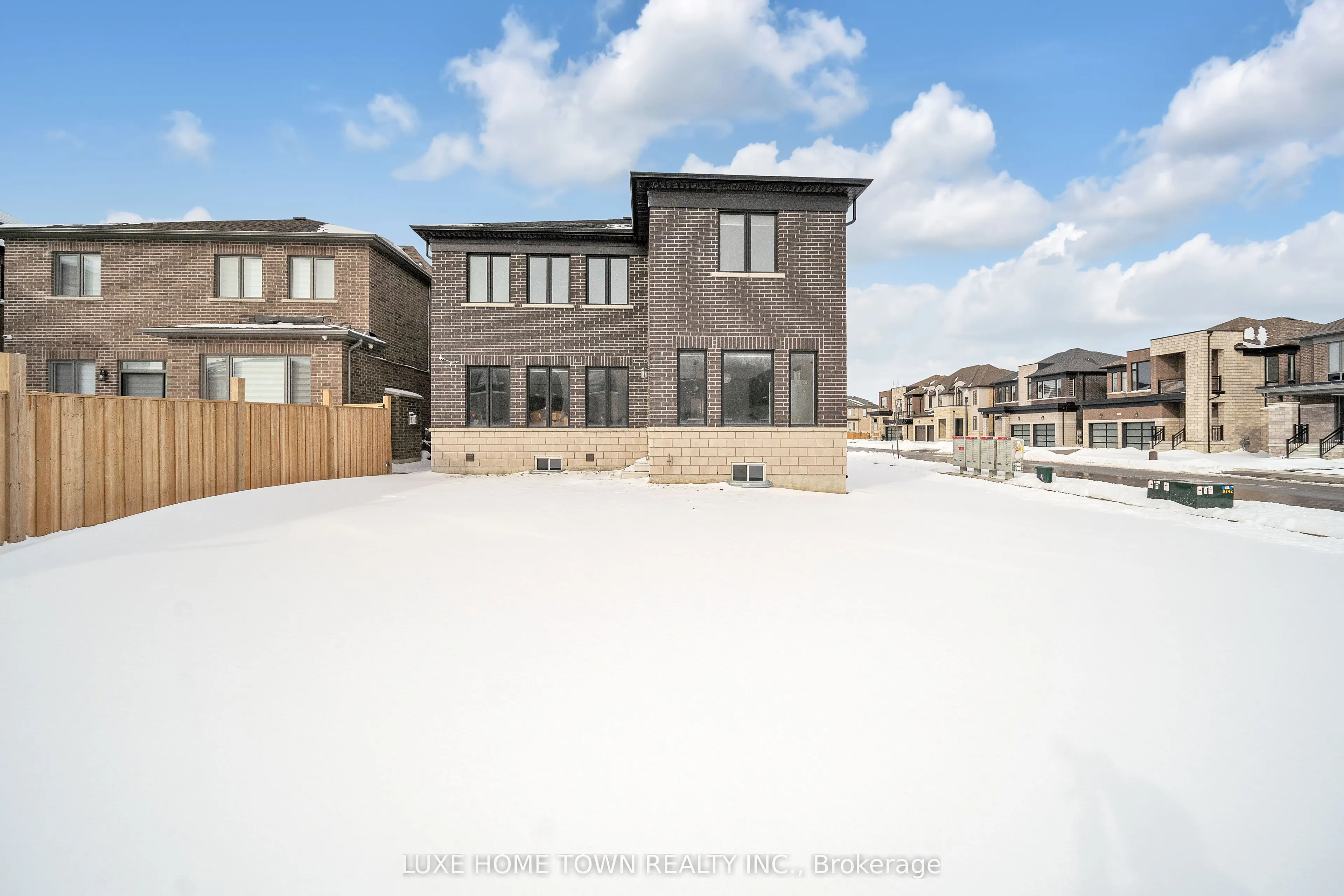 101 Prince Charles Crescent