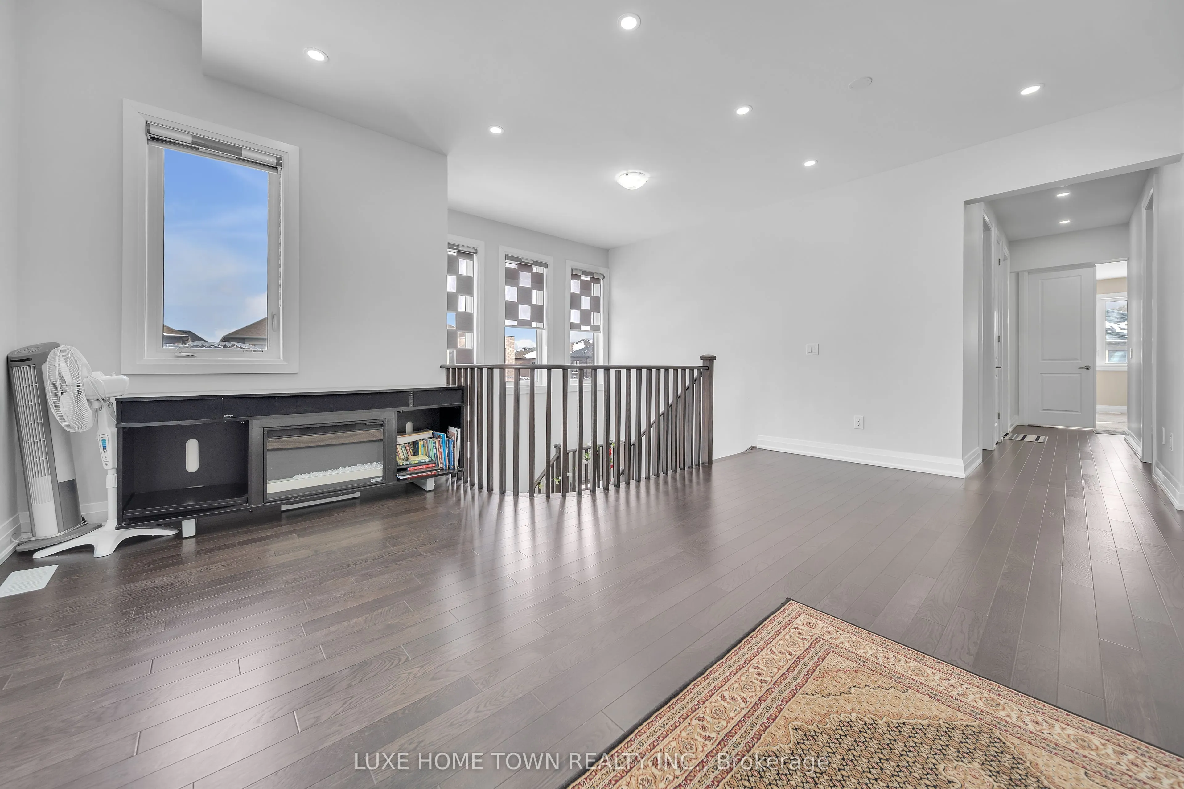 101 Prince Charles Crescent