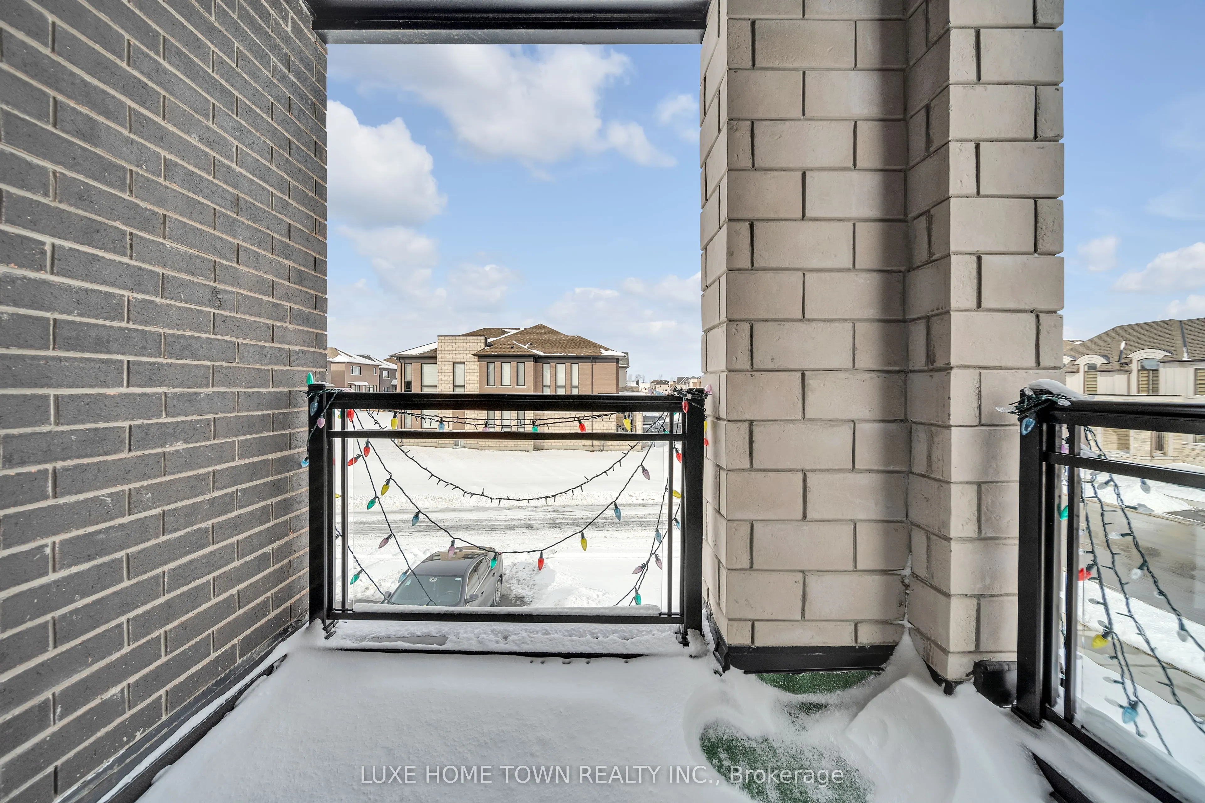101 Prince Charles Crescent