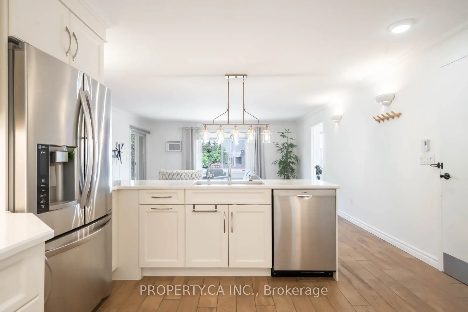 90 King Street, #7