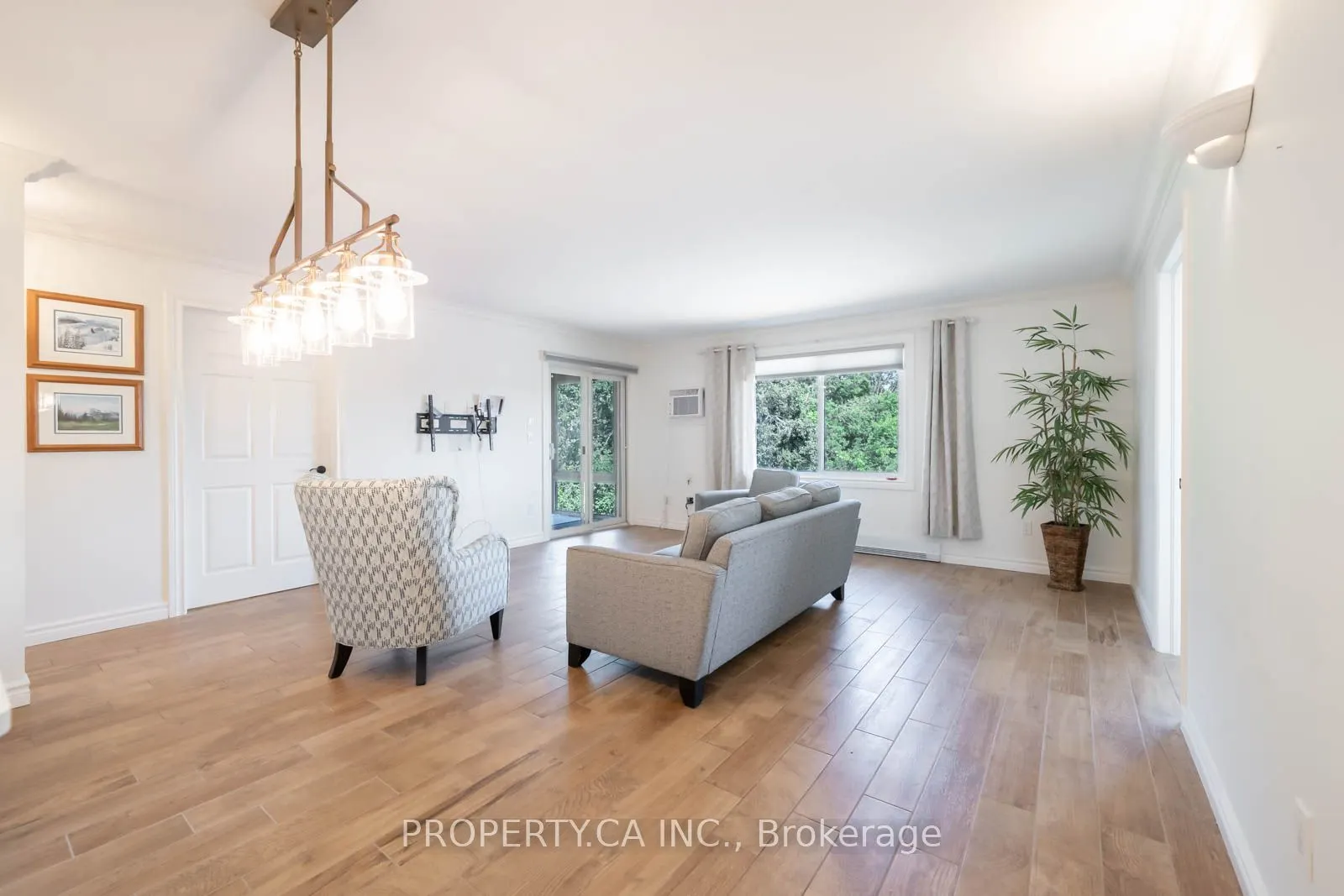 90 King Street, #7