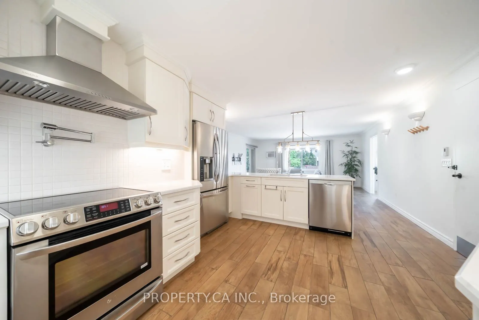 90 King Street, #7