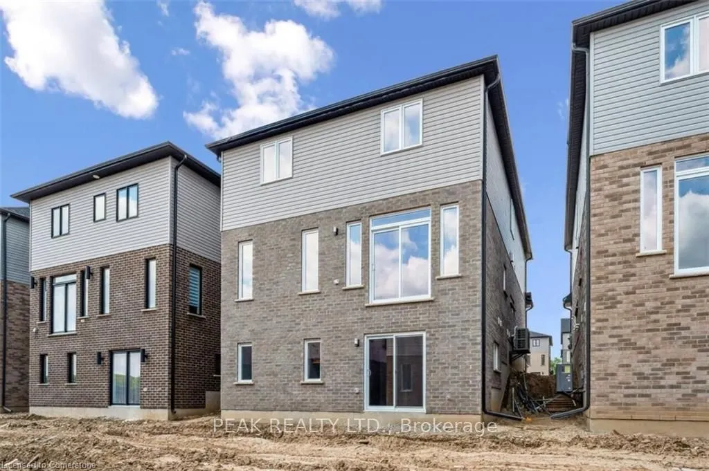 552 Balsam Poplar Street