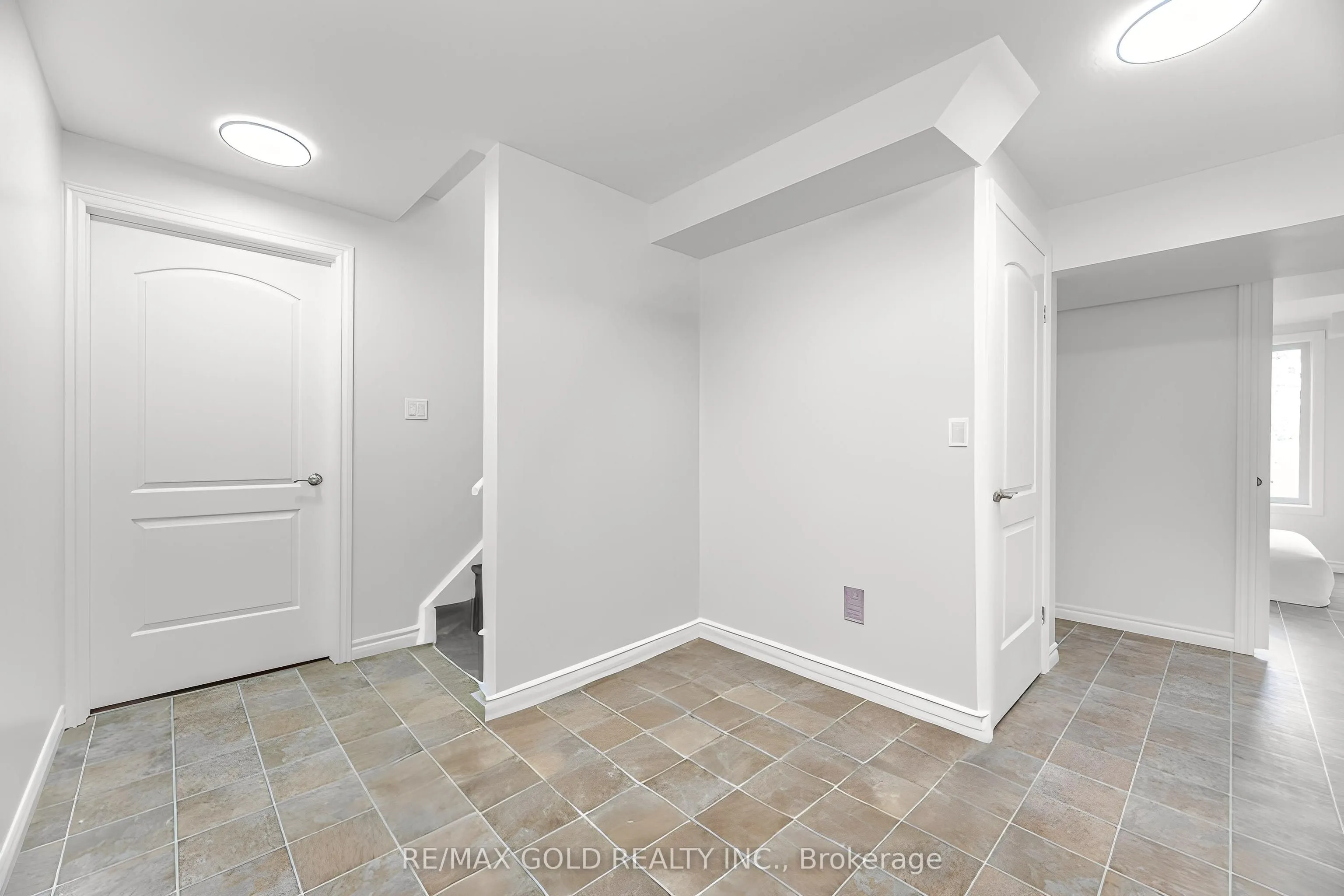 224 Skyline Avenue