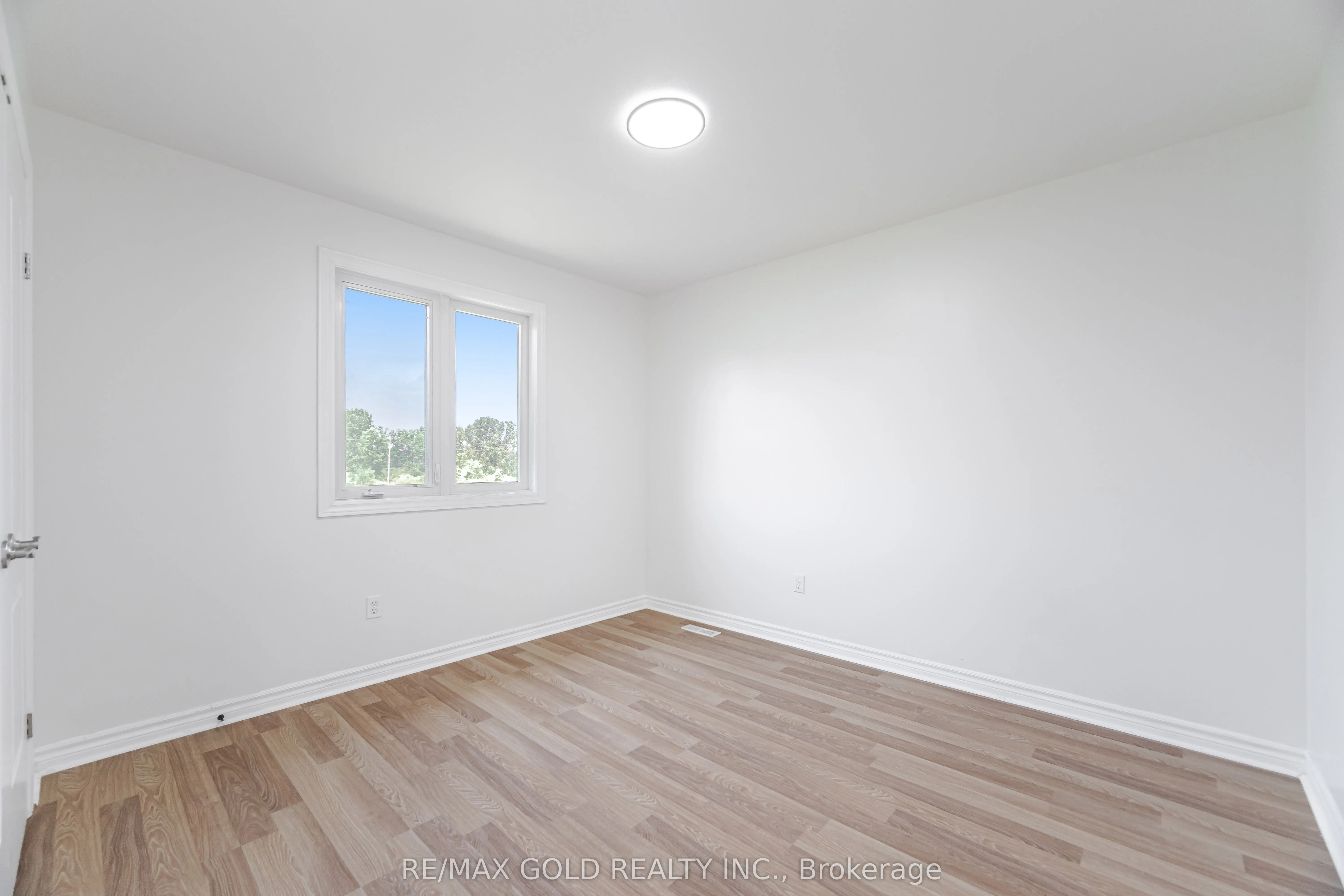 224 Skyline Avenue