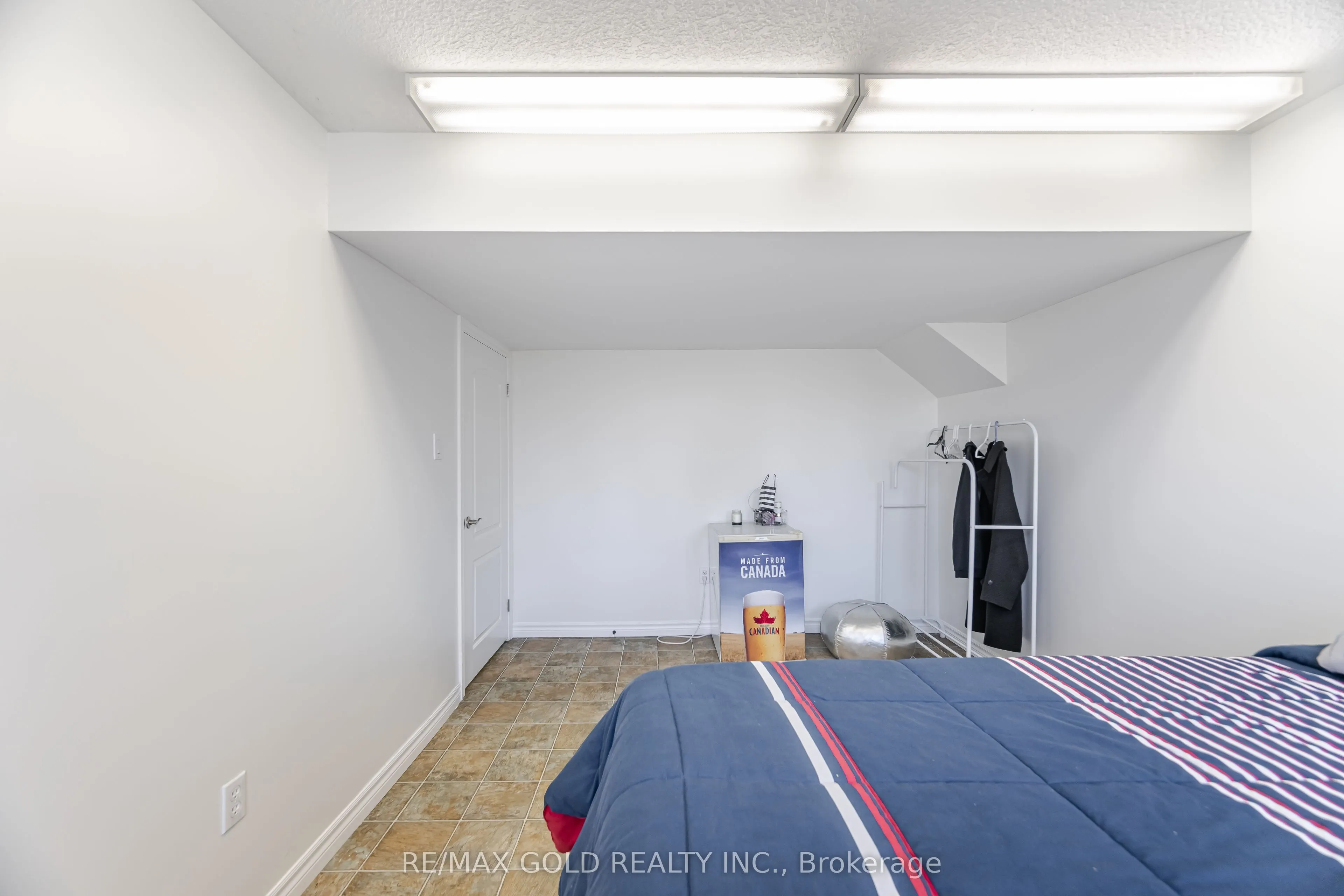 224 Skyline Avenue
