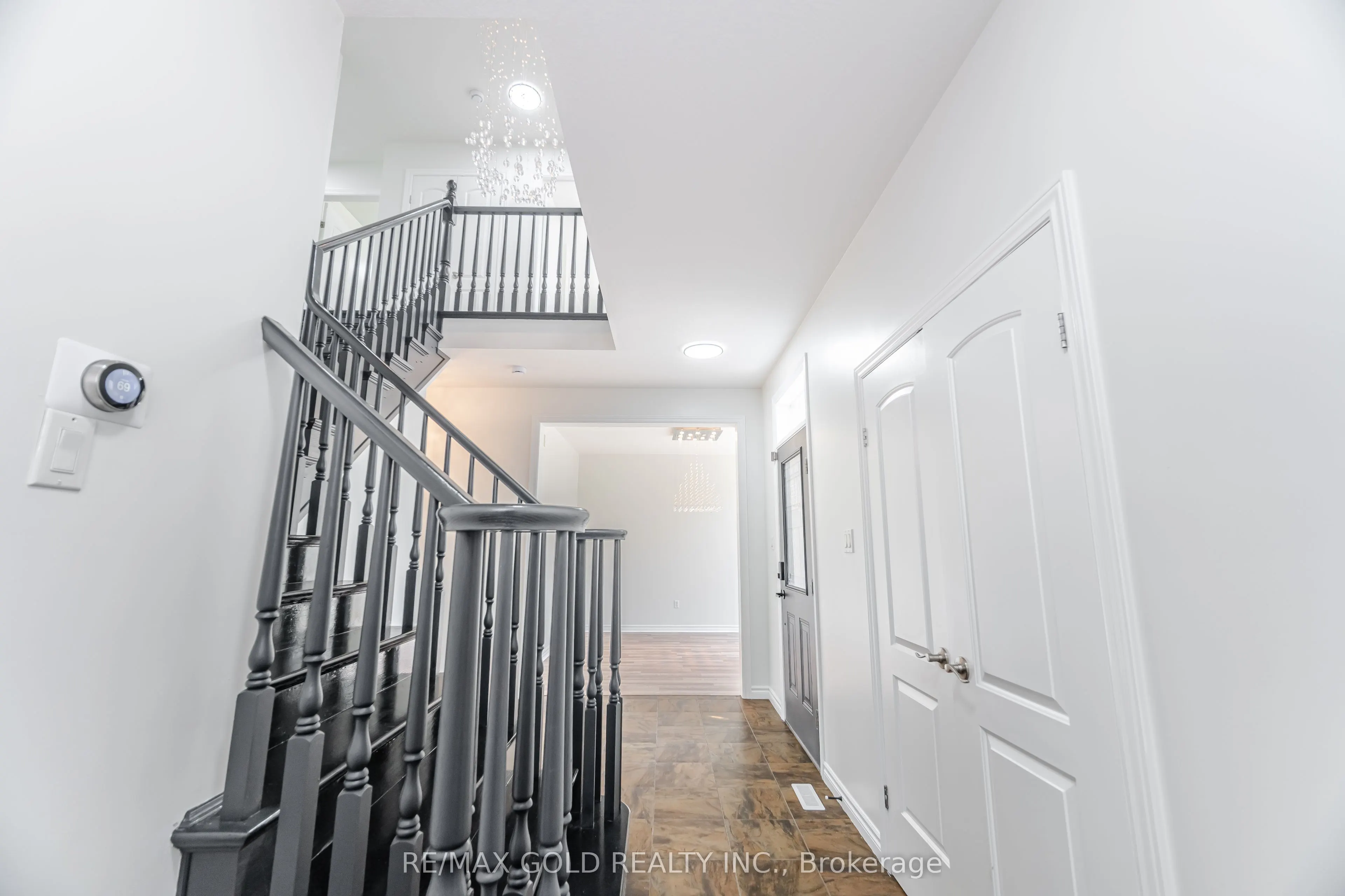 224 Skyline Avenue