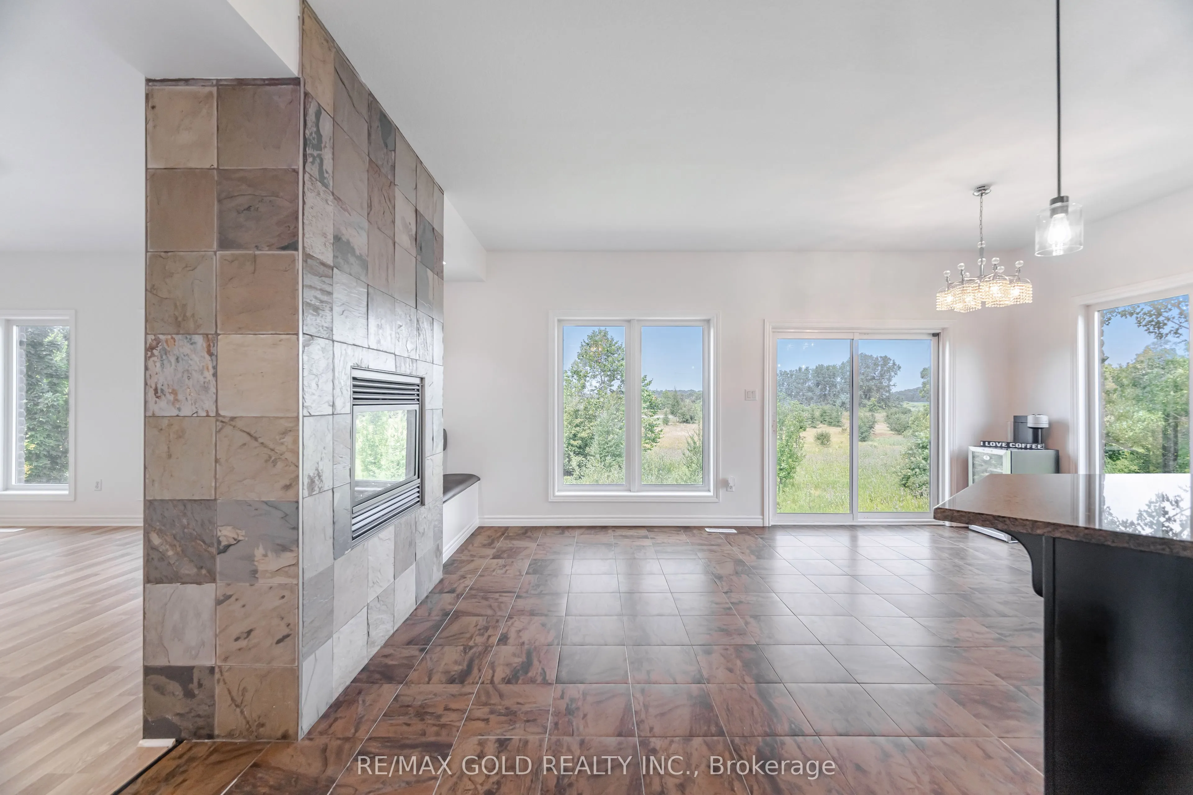 224 Skyline Avenue