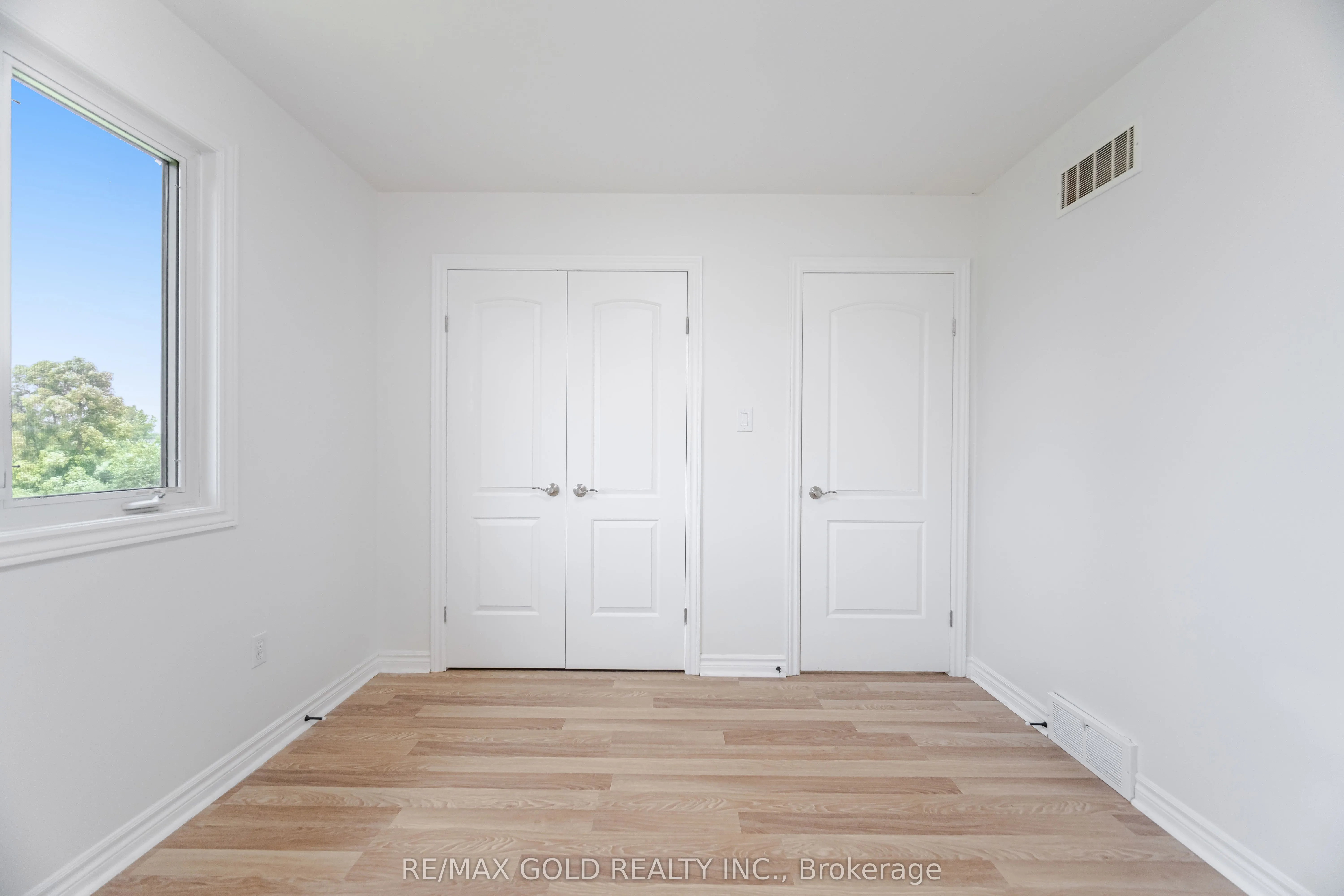 224 Skyline Avenue