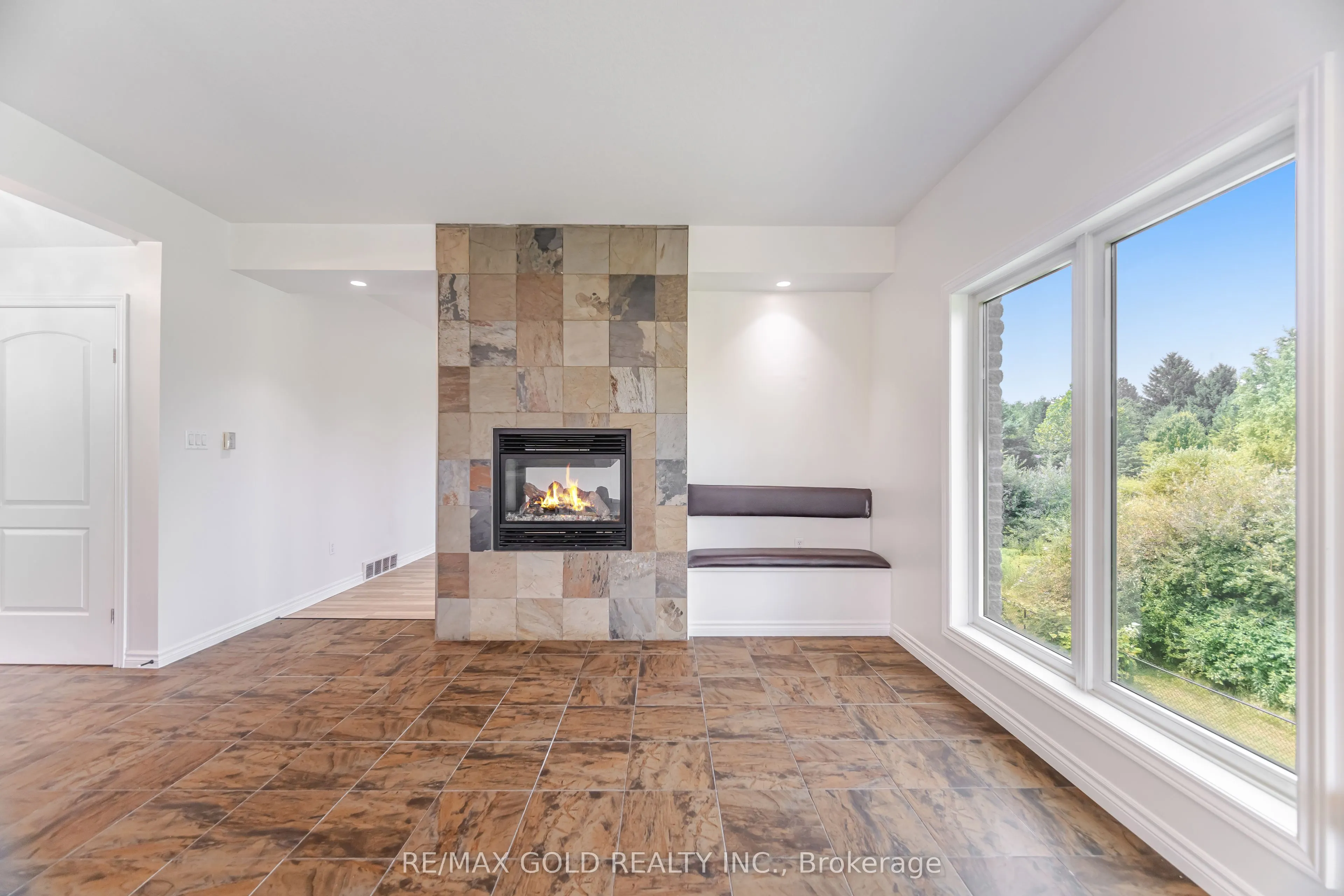 224 Skyline Avenue