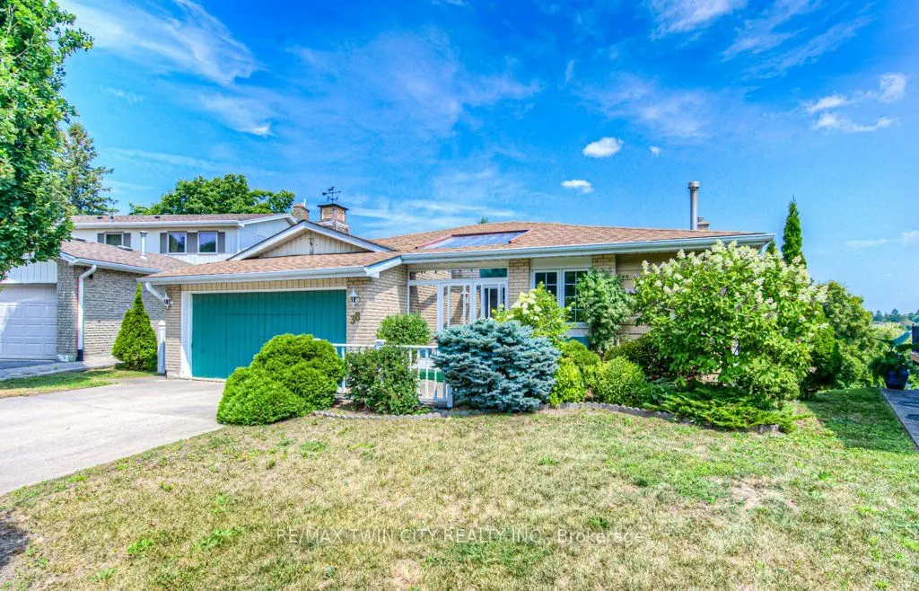 38 Charnwood Court N