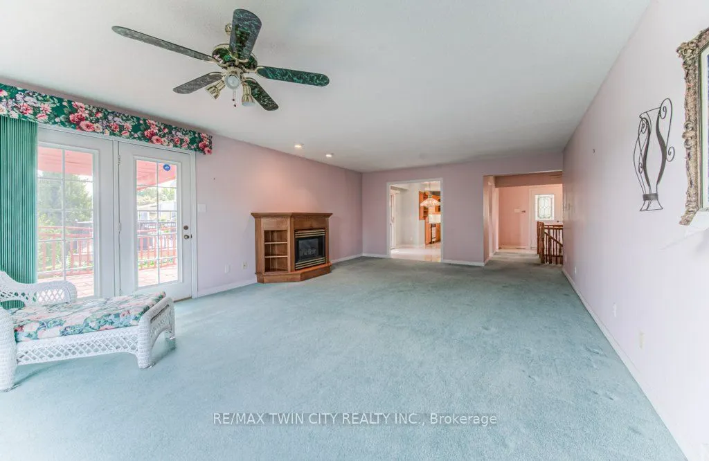 38 Charnwood Court N