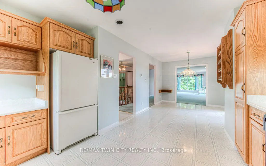 38 Charnwood Court N