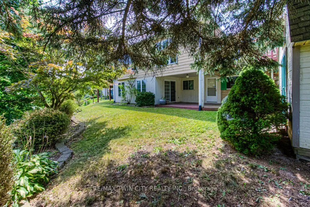 38 Charnwood Court N