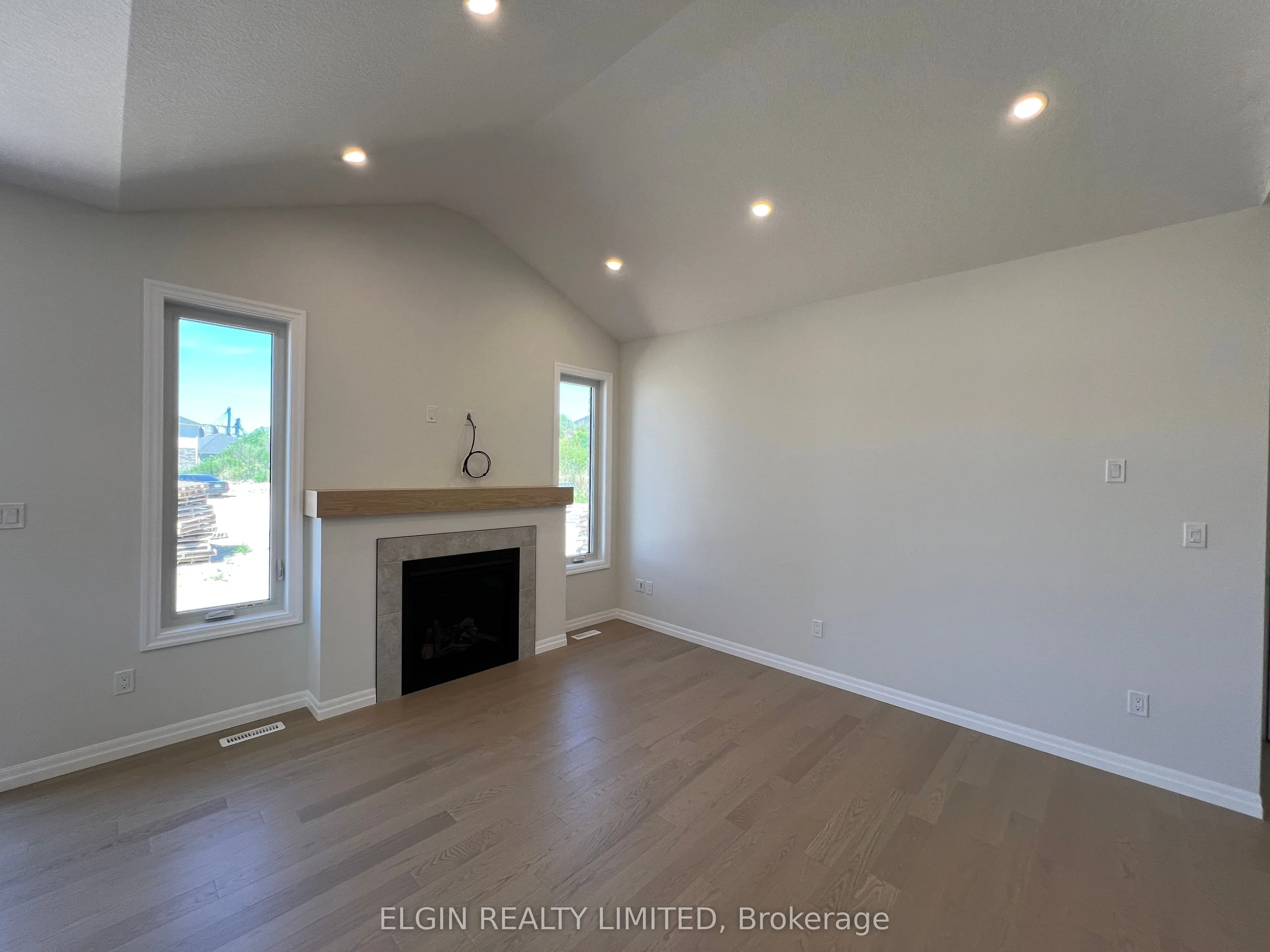 45 Hemlock Crescent