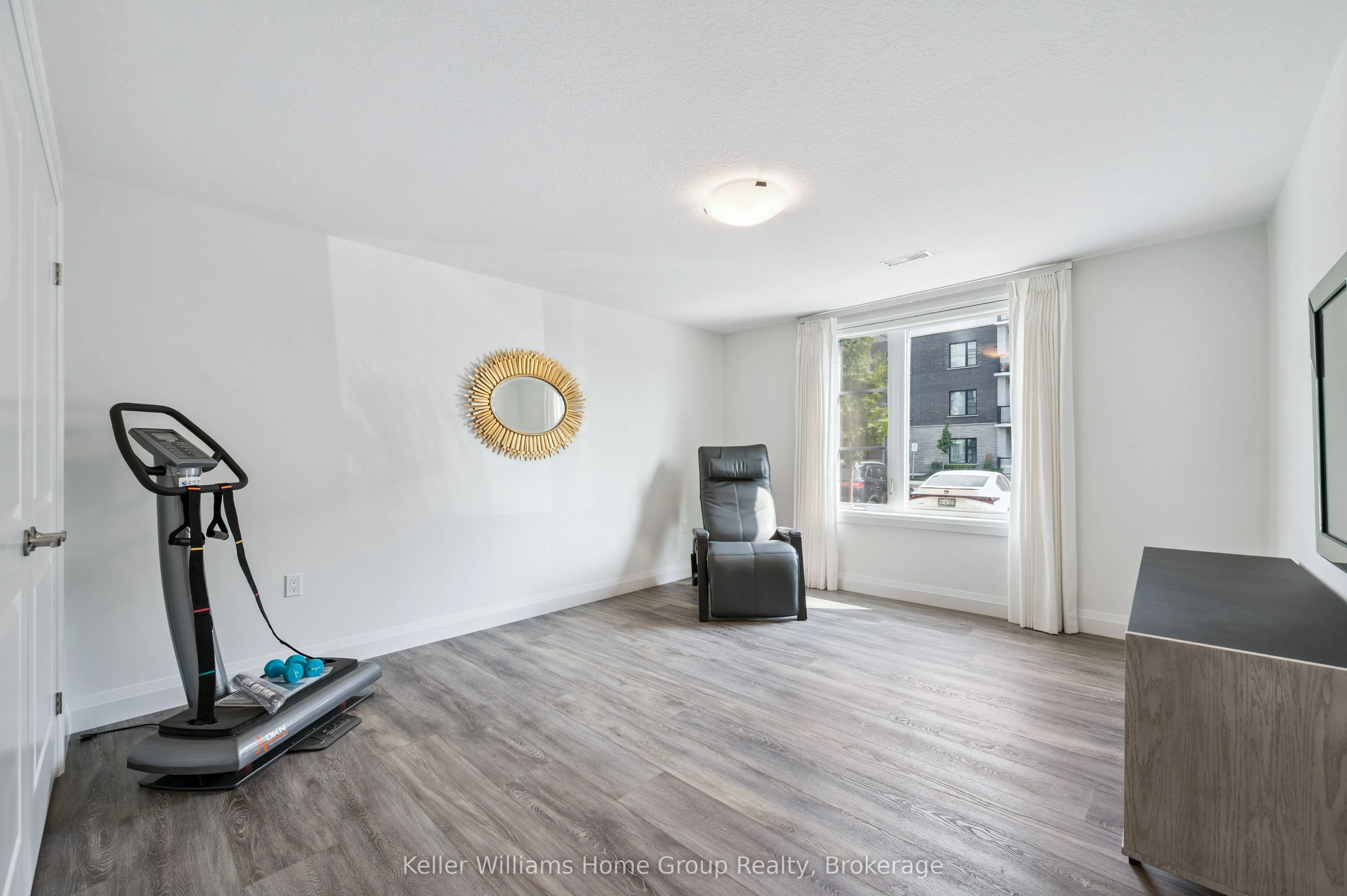 99A Farley Road, #102