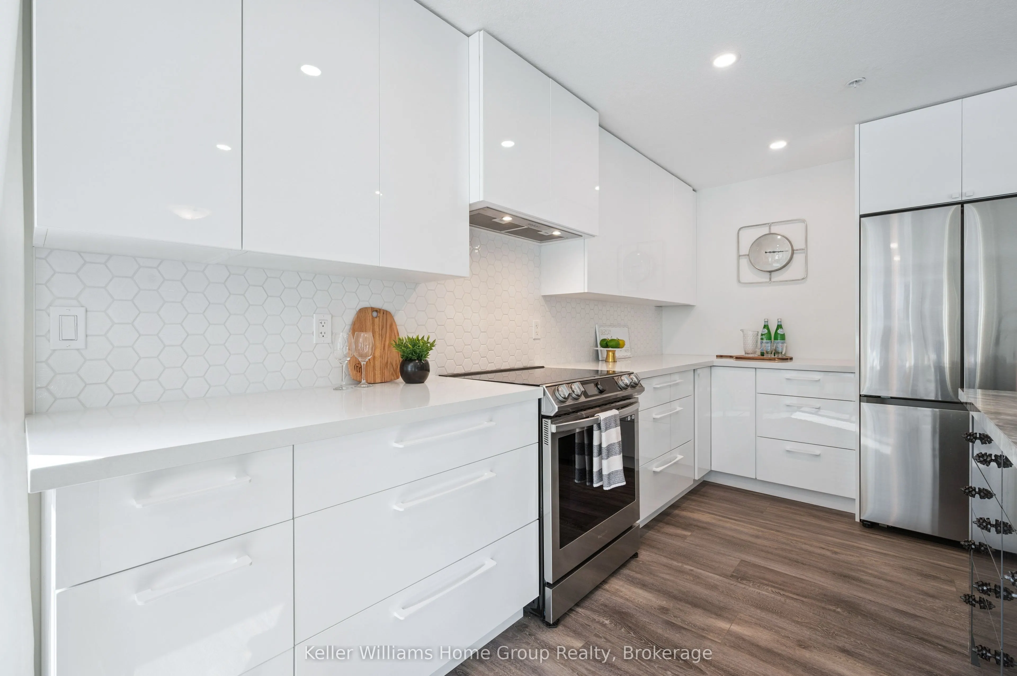 99A Farley Road, #102