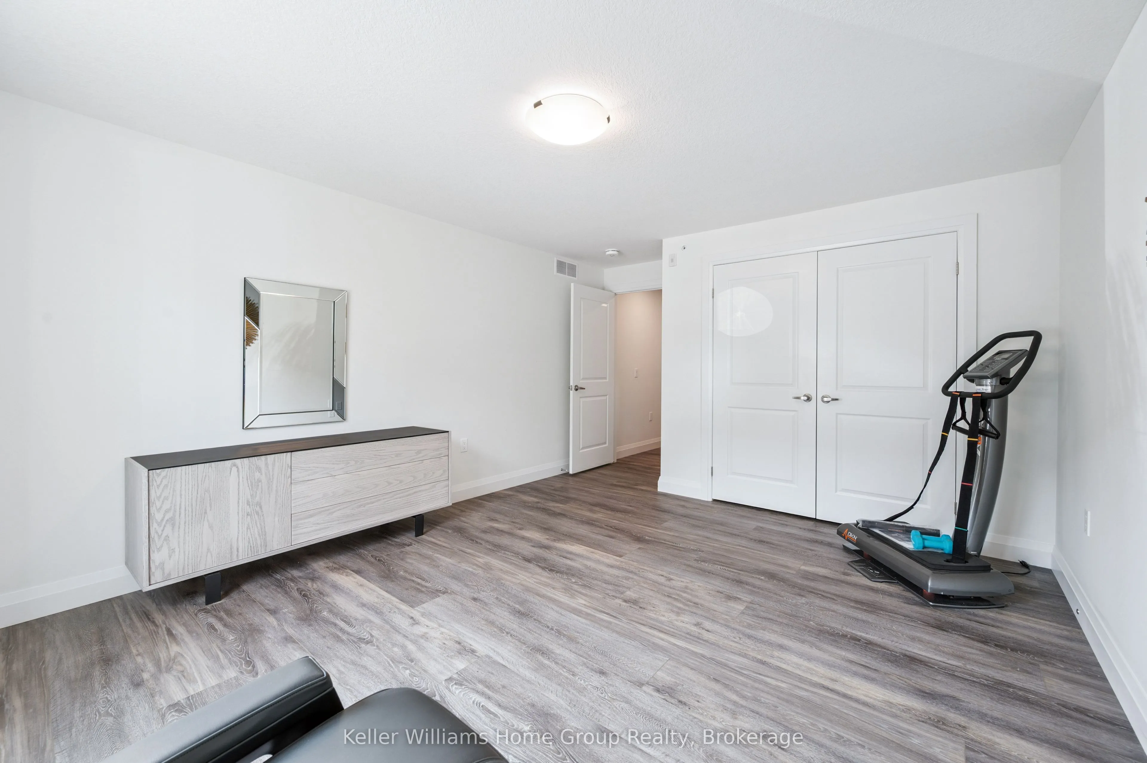 99A Farley Road, #102