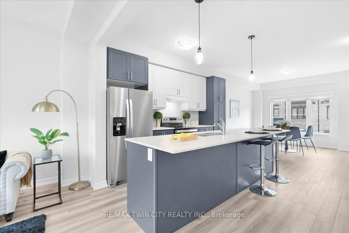 187 Wilson Street W, #5
