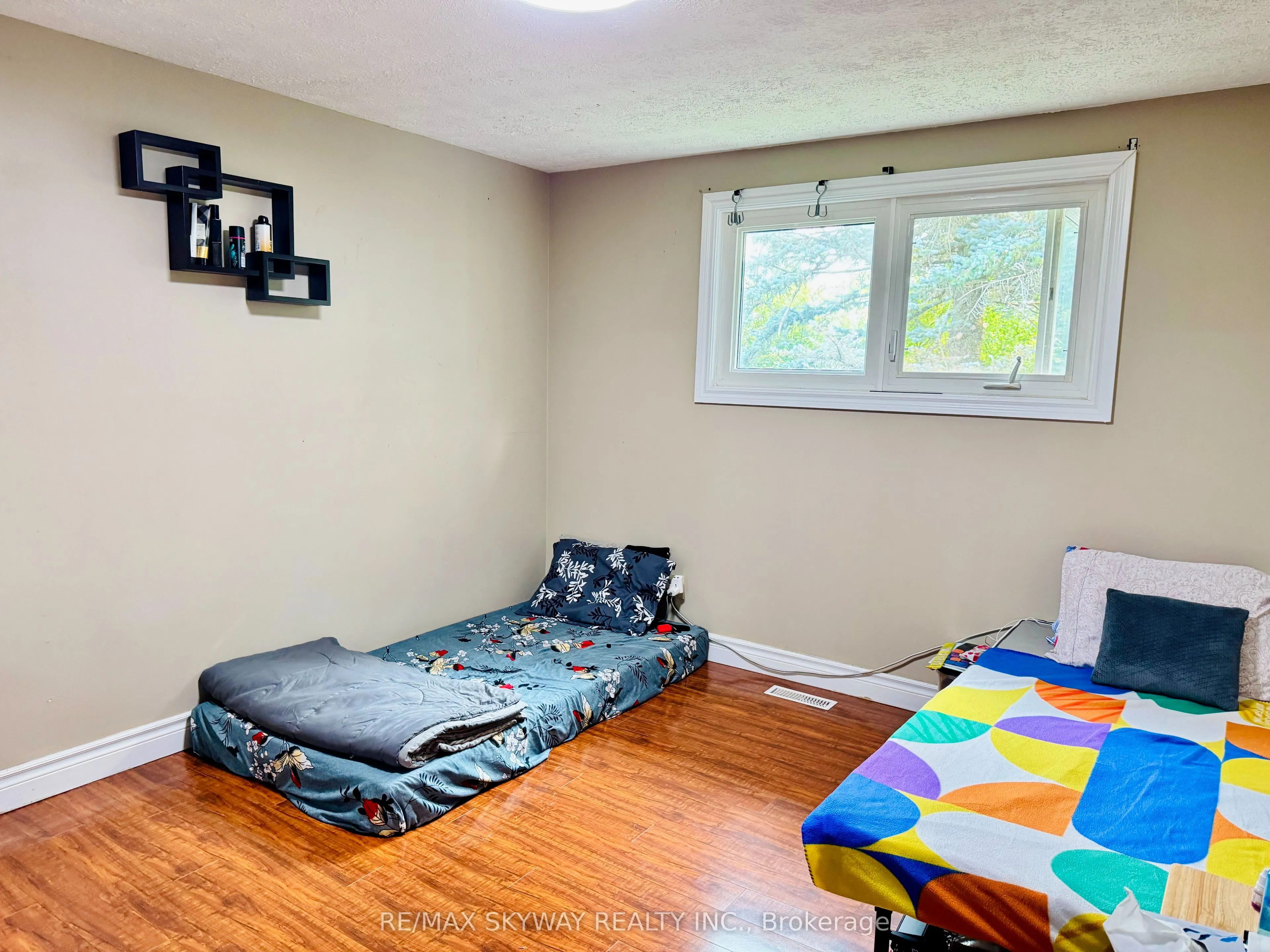294 Fergus Avenue, #1