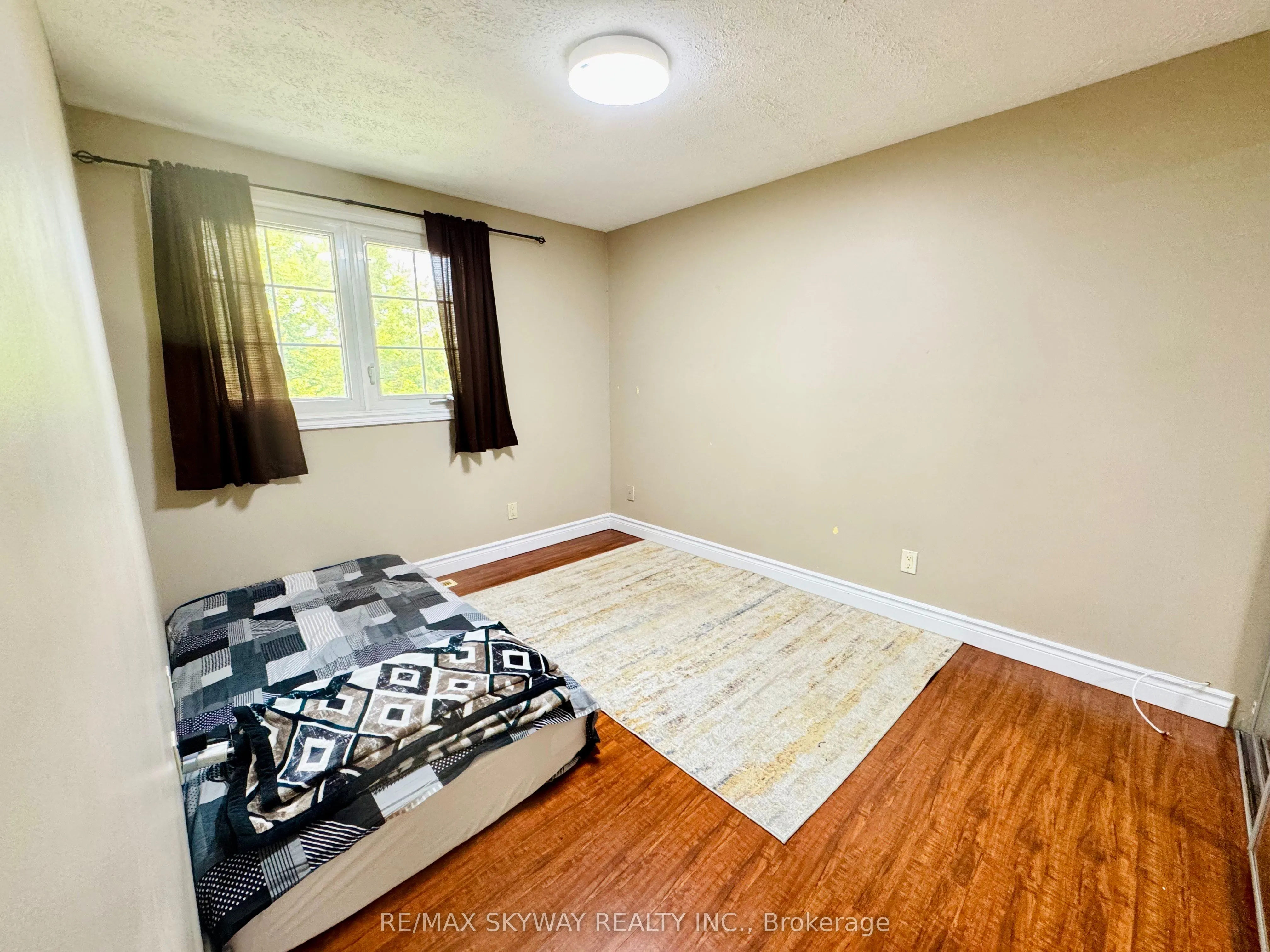 294 Fergus Avenue, #1
