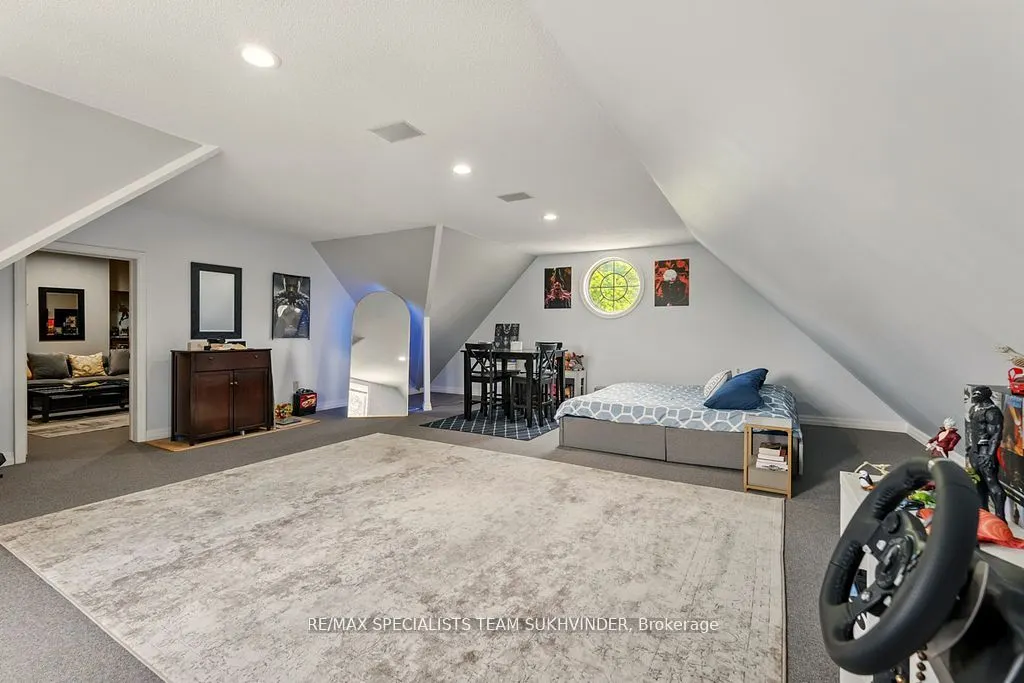 891 Rosehill Road