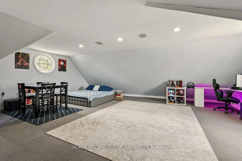 891 Rosehill Road