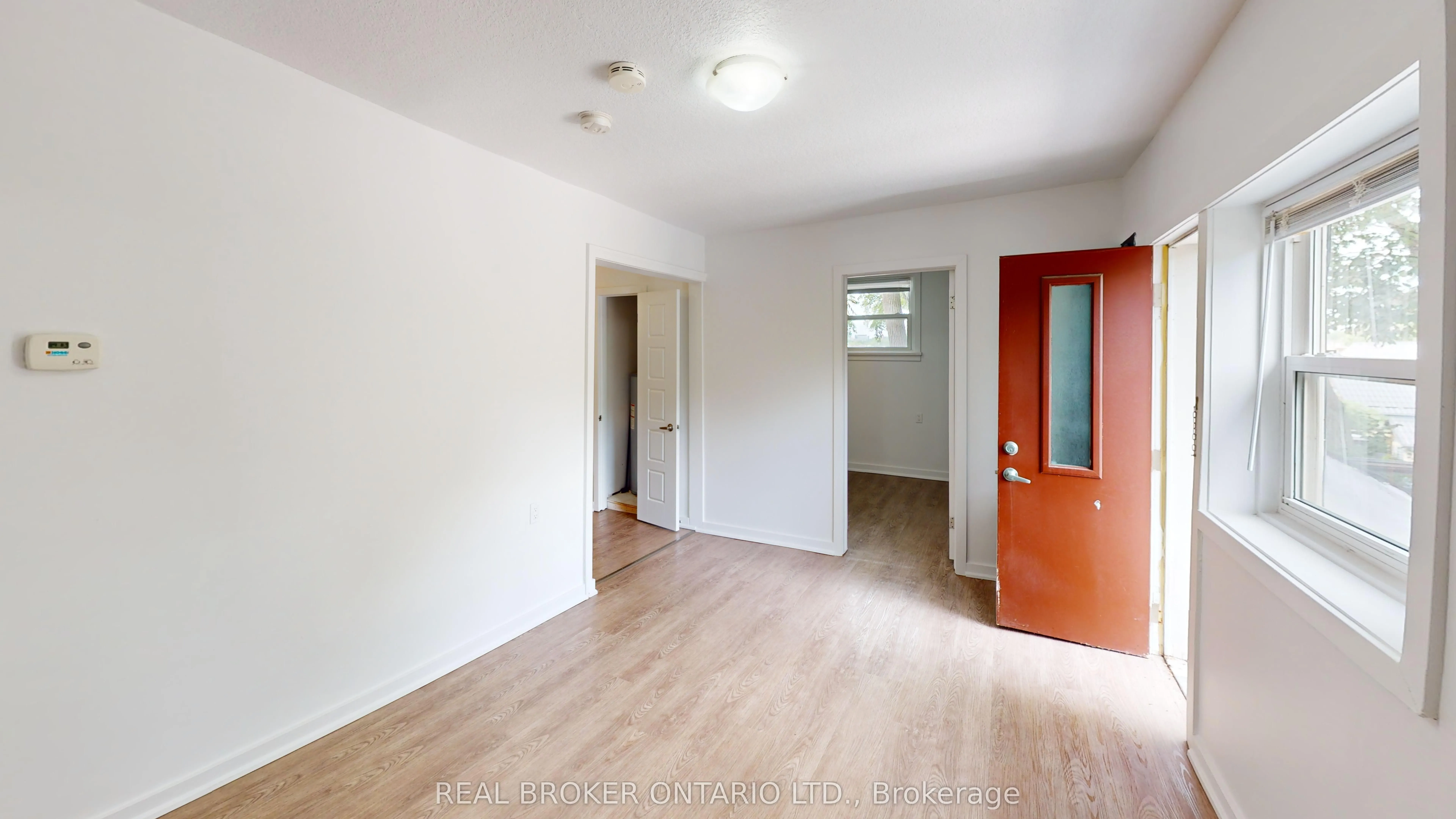 58 Weber Street W
