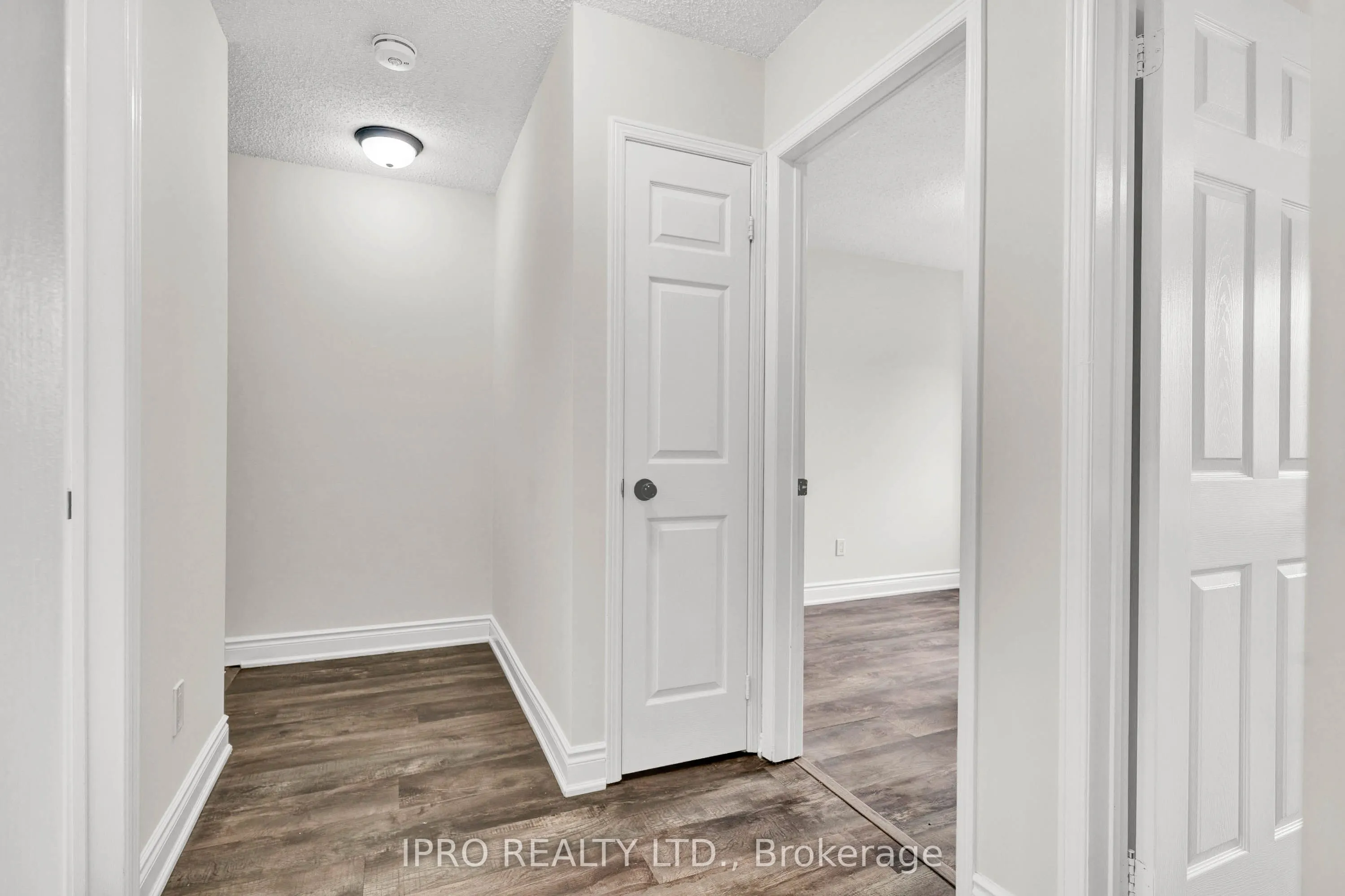 302 College Avenue W, #21