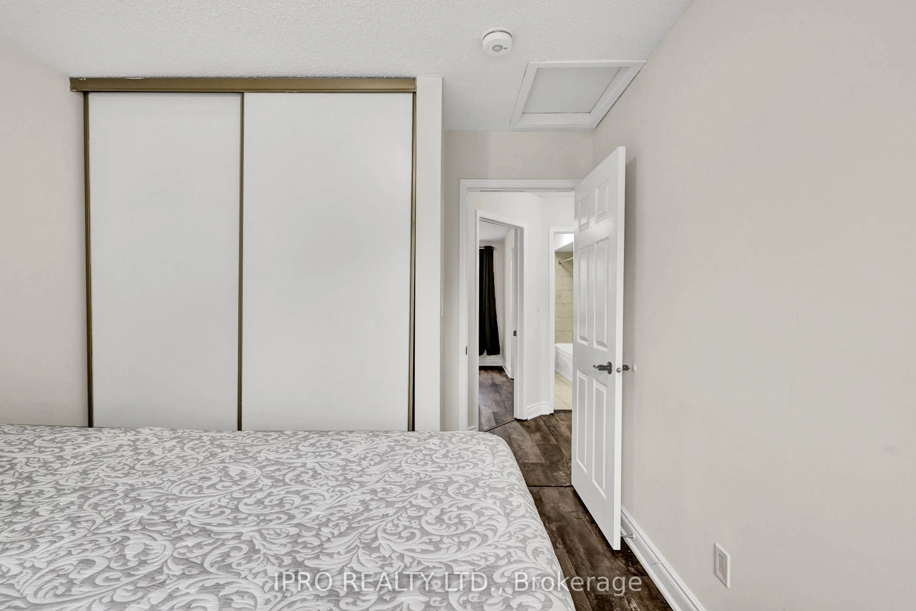 302 College Avenue W, #21