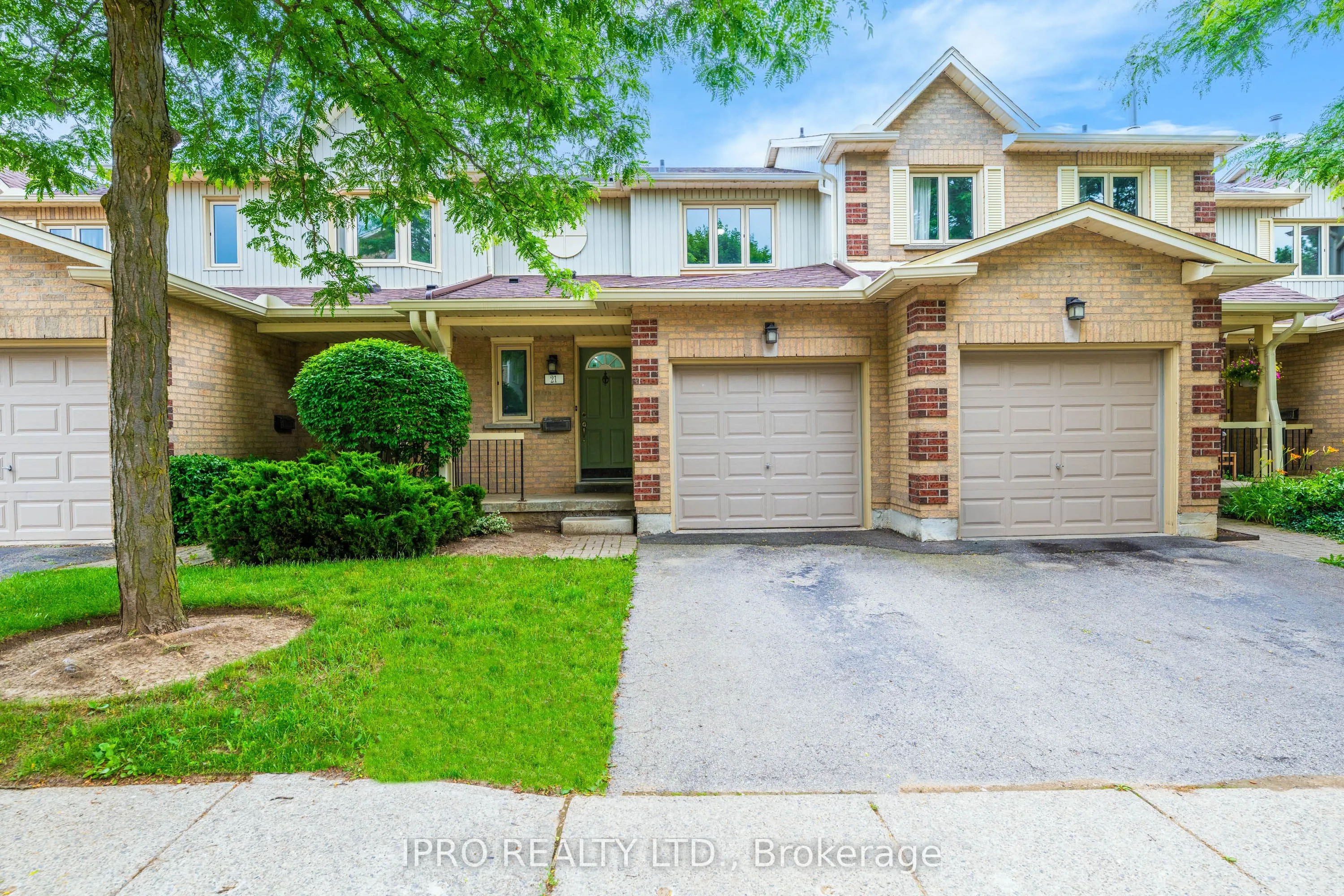 302 College Avenue W, #21
