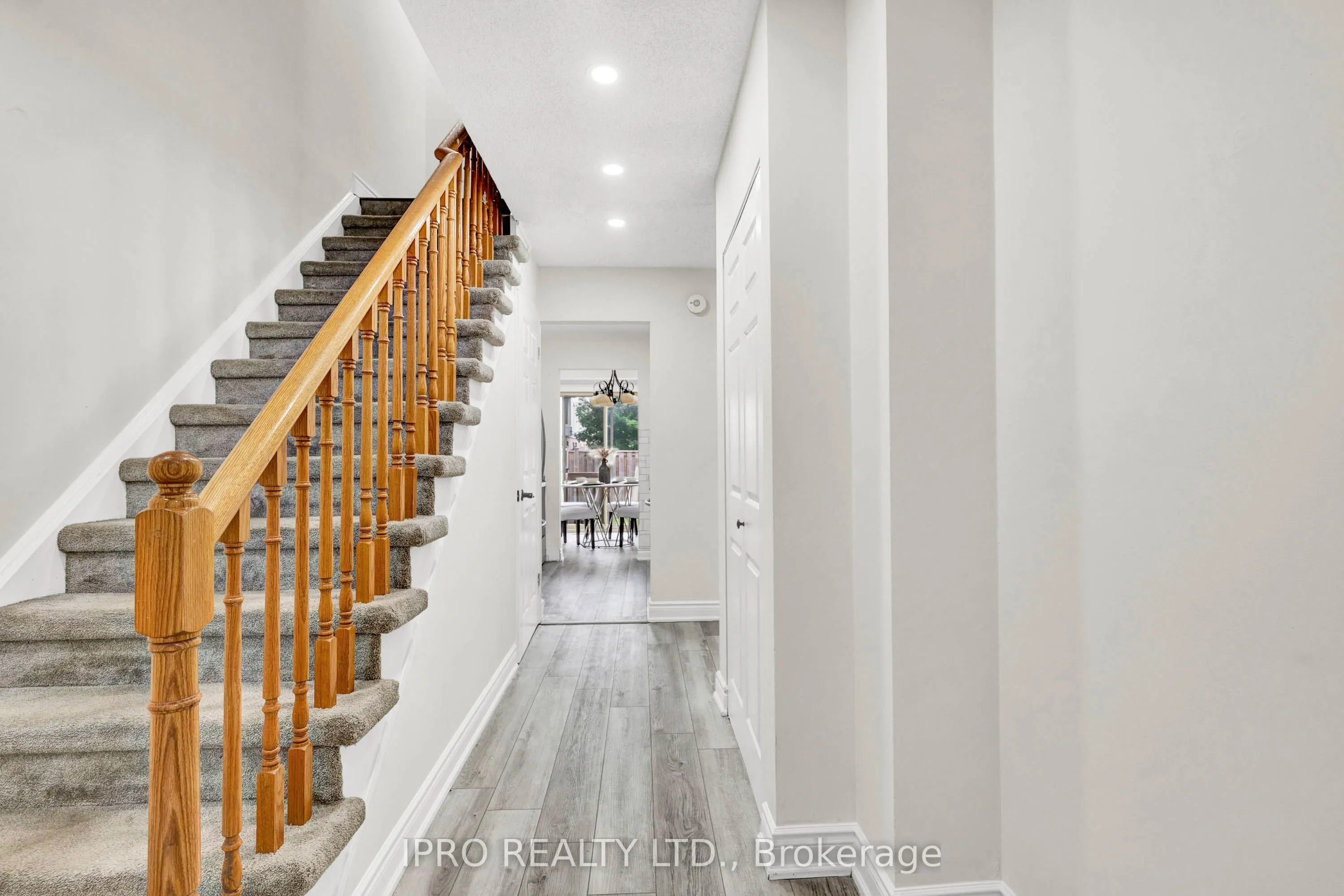 302 College Avenue W, #21