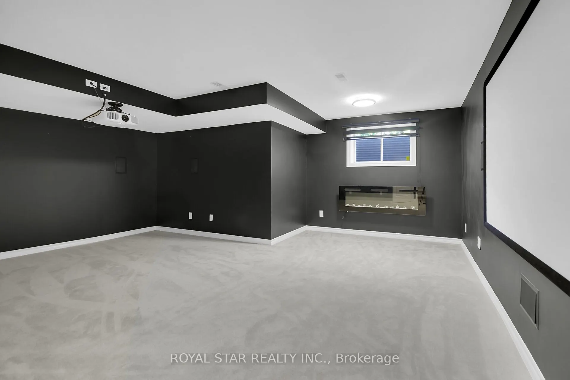 345 Widgeon Way