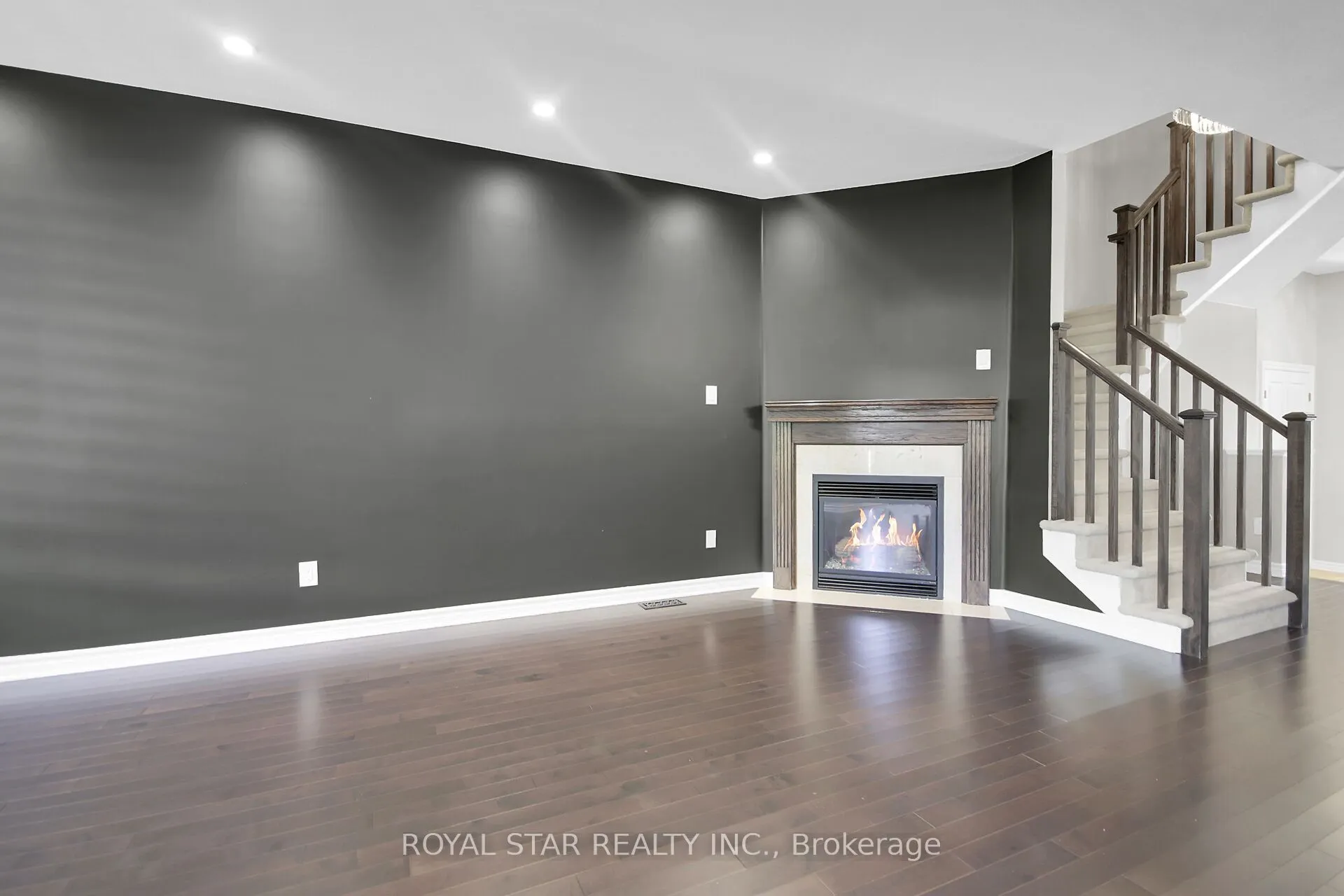 345 Widgeon Way