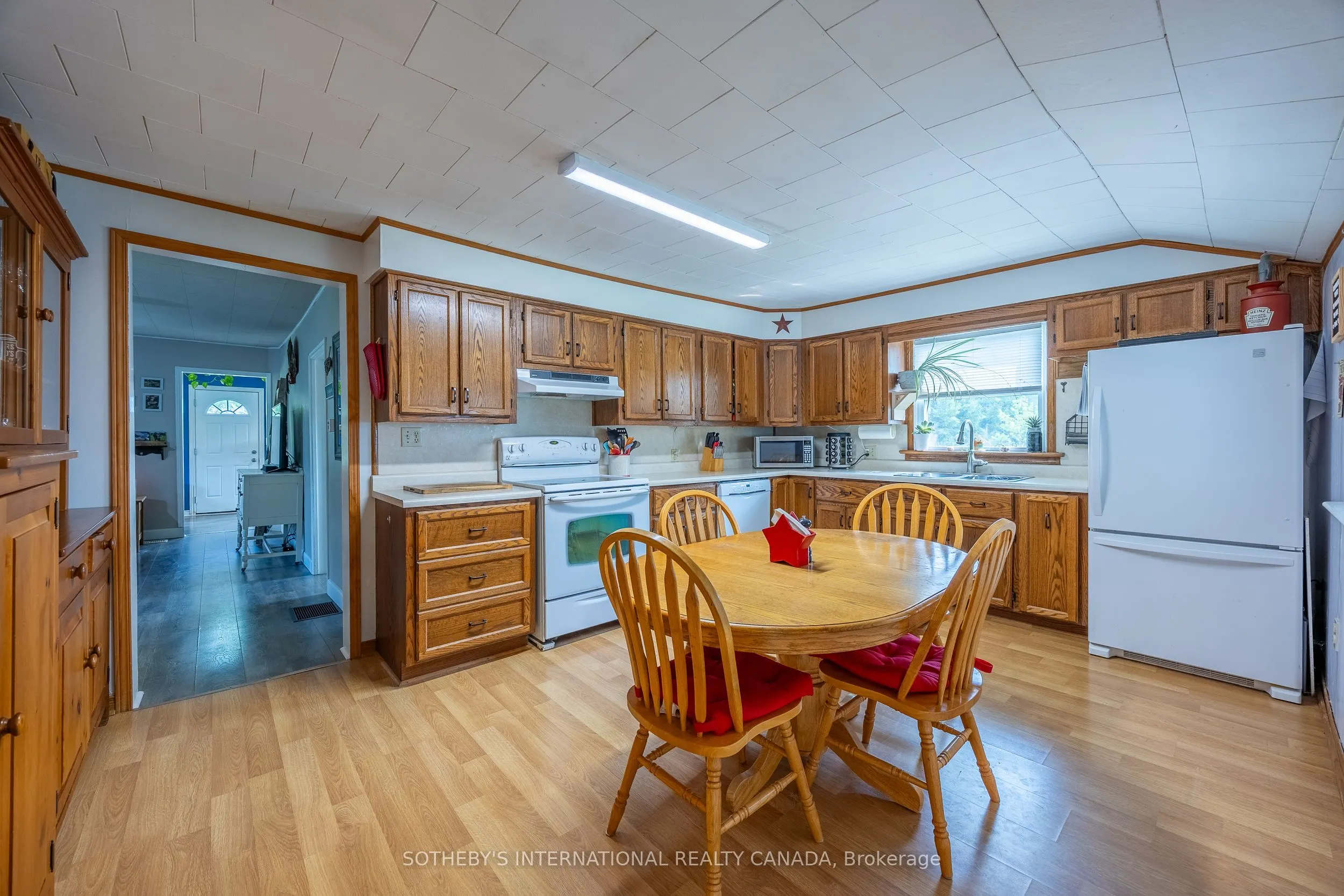 258 Lynn Valley Road