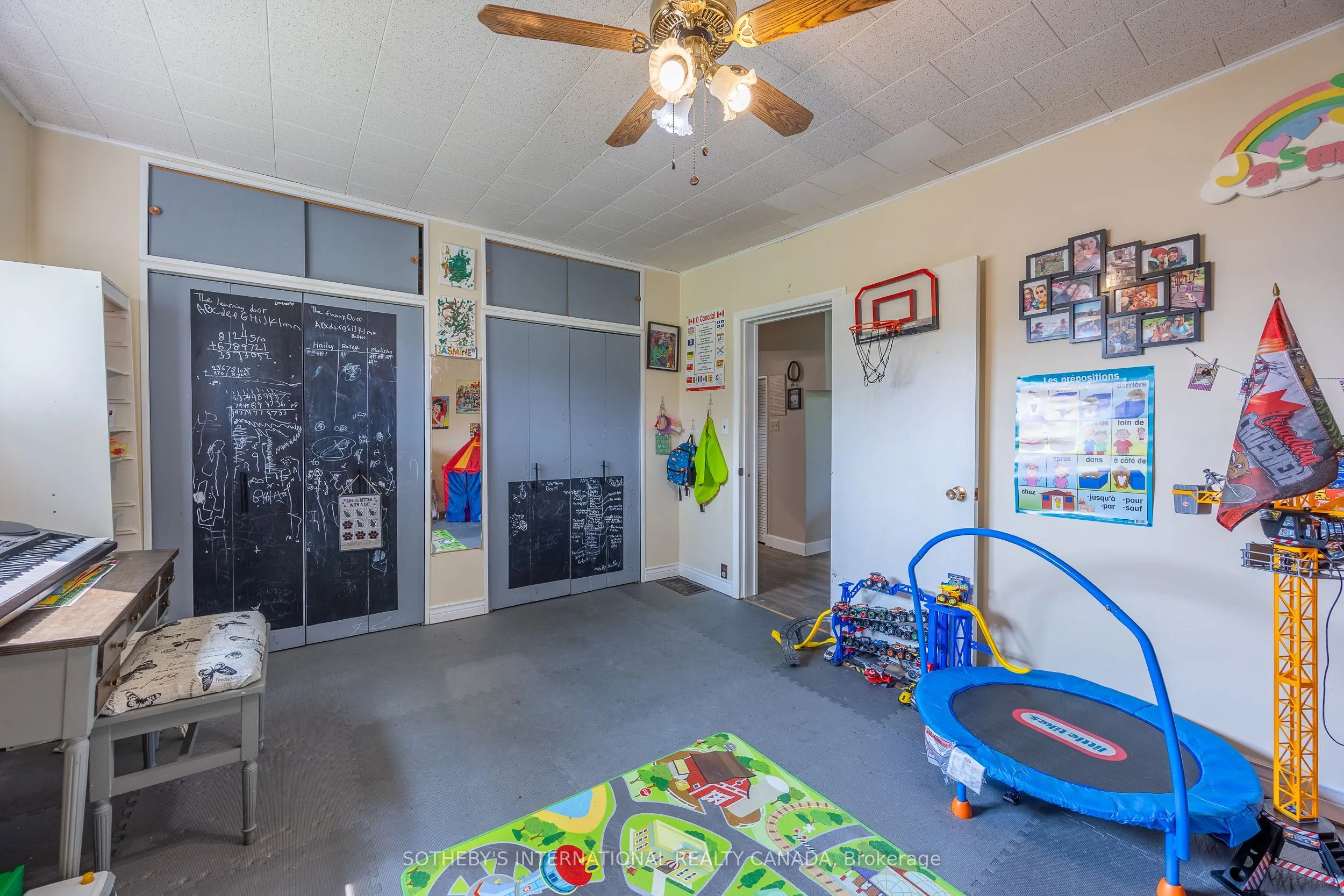 258 Lynn Valley Road