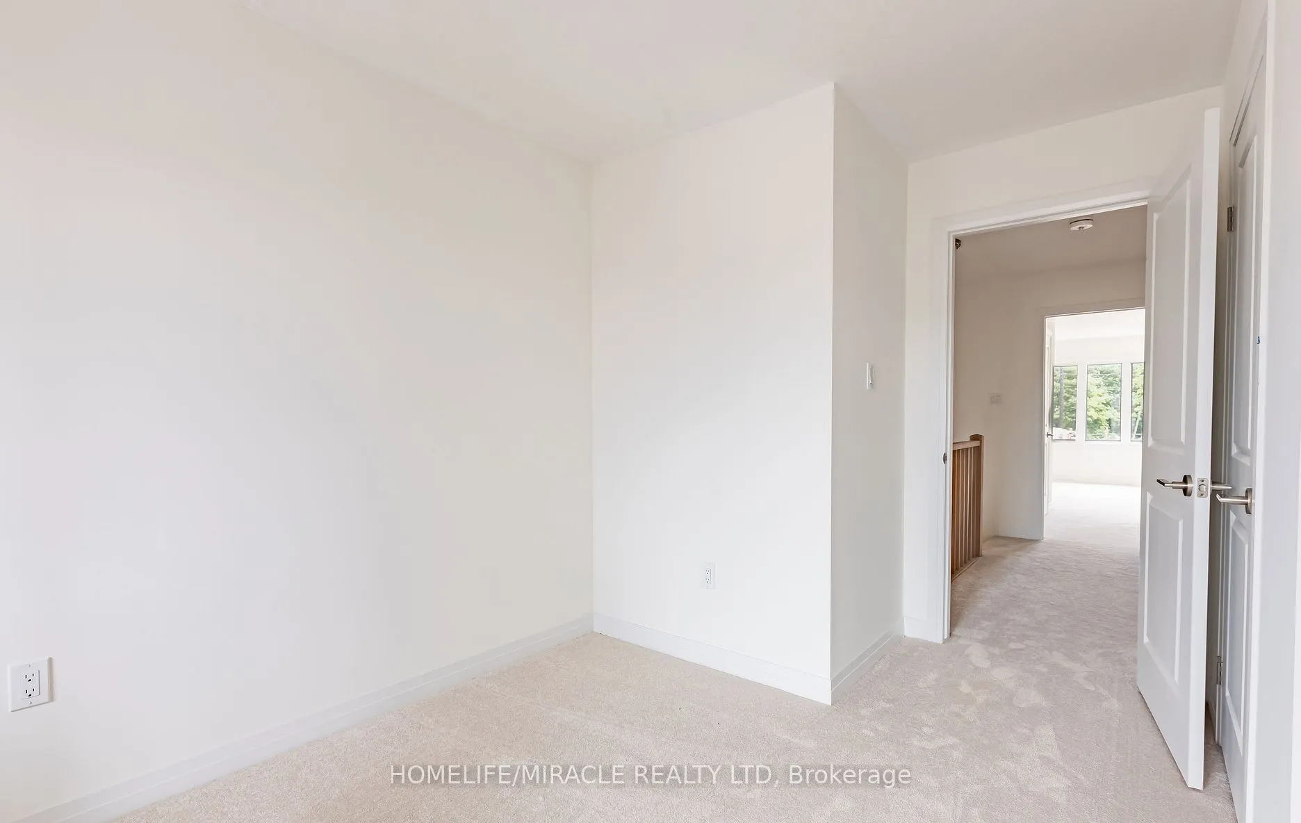 27 George Briar Drive W