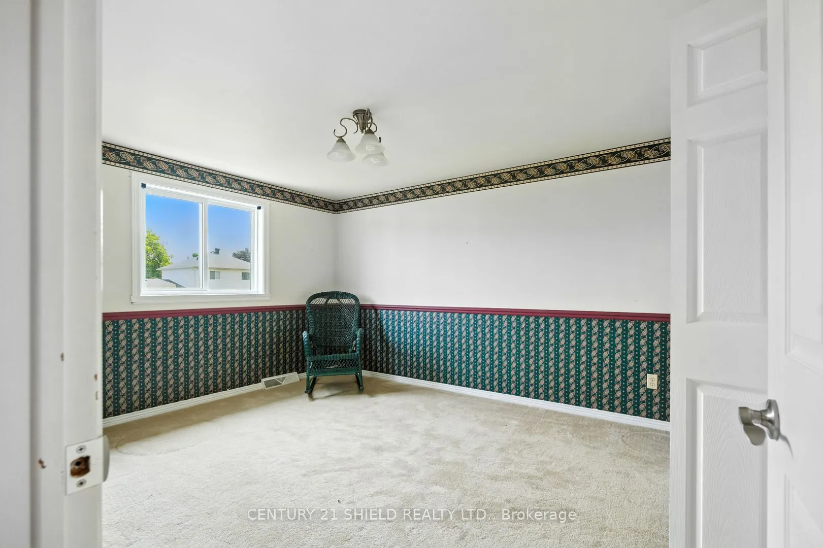 1989 Belvedere Crescent
