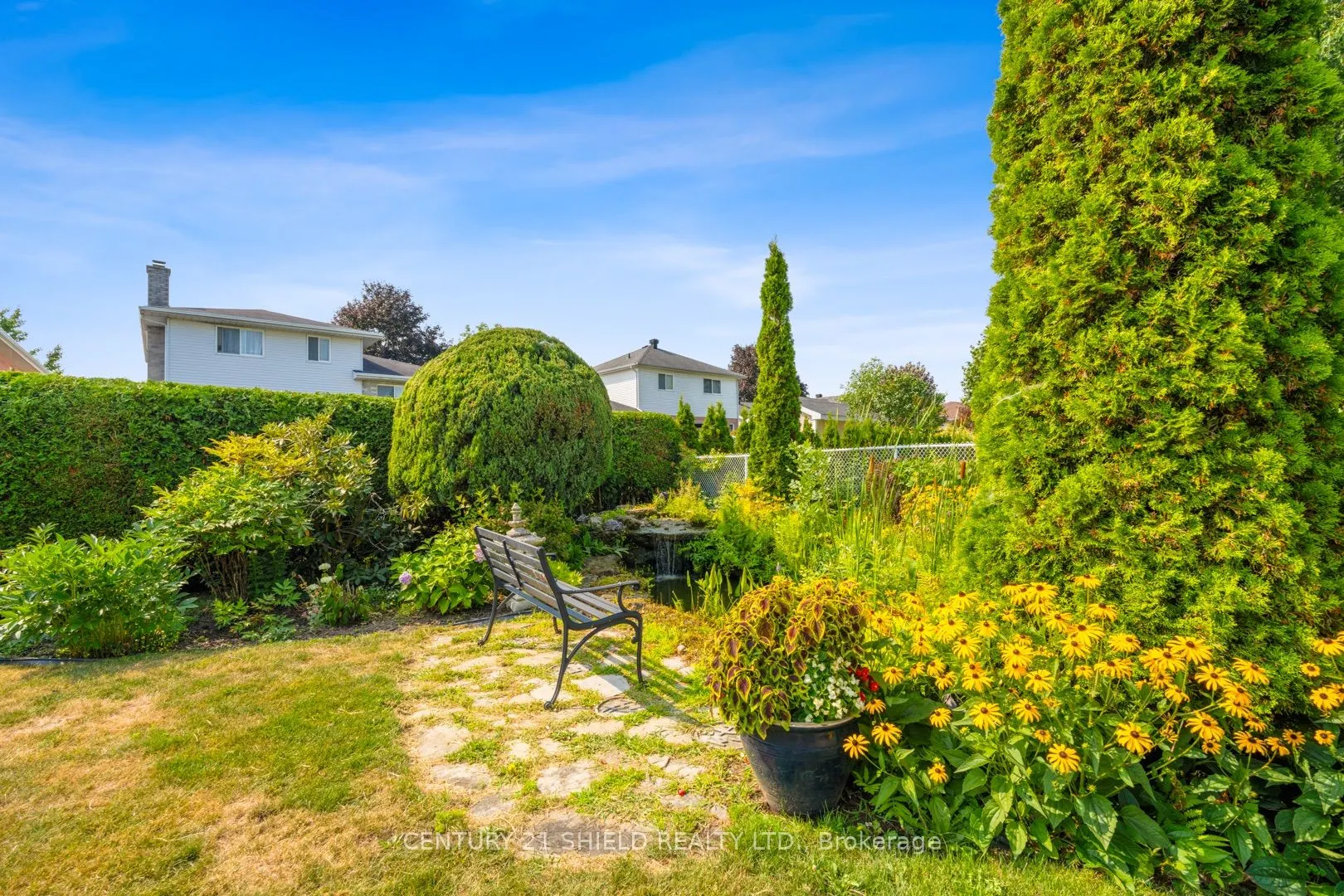 1989 Belvedere Crescent