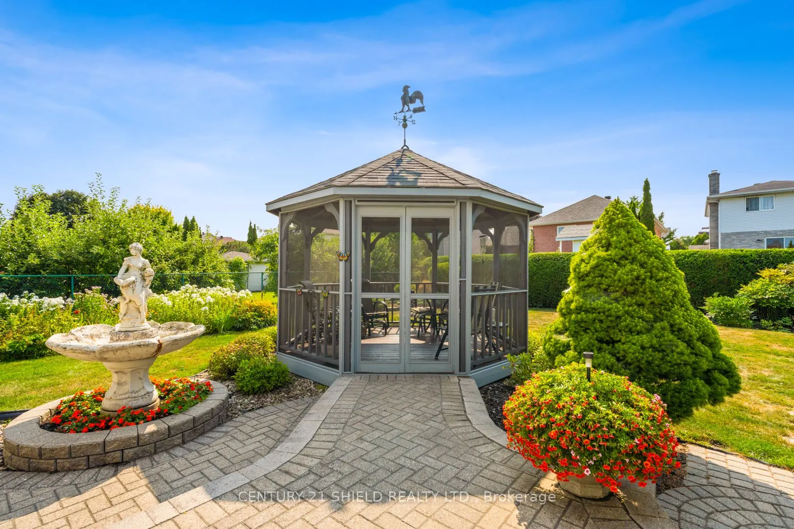 1989 Belvedere Crescent