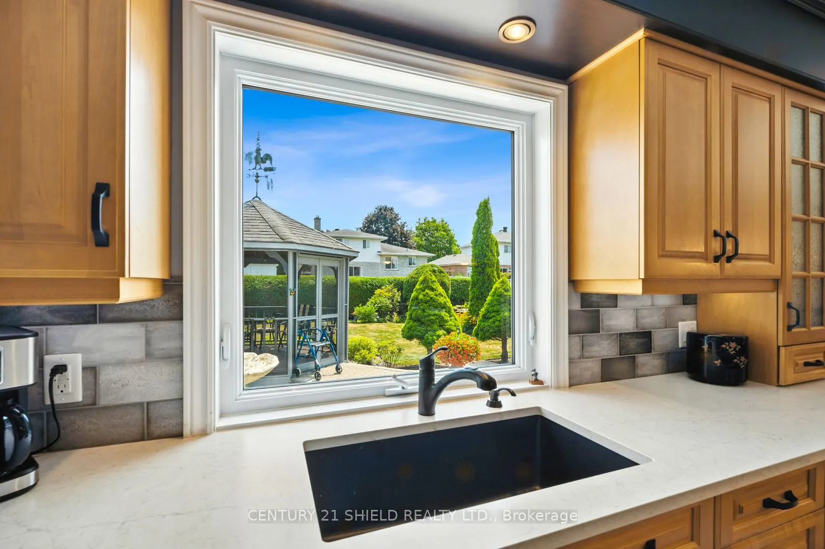 1989 Belvedere Crescent
