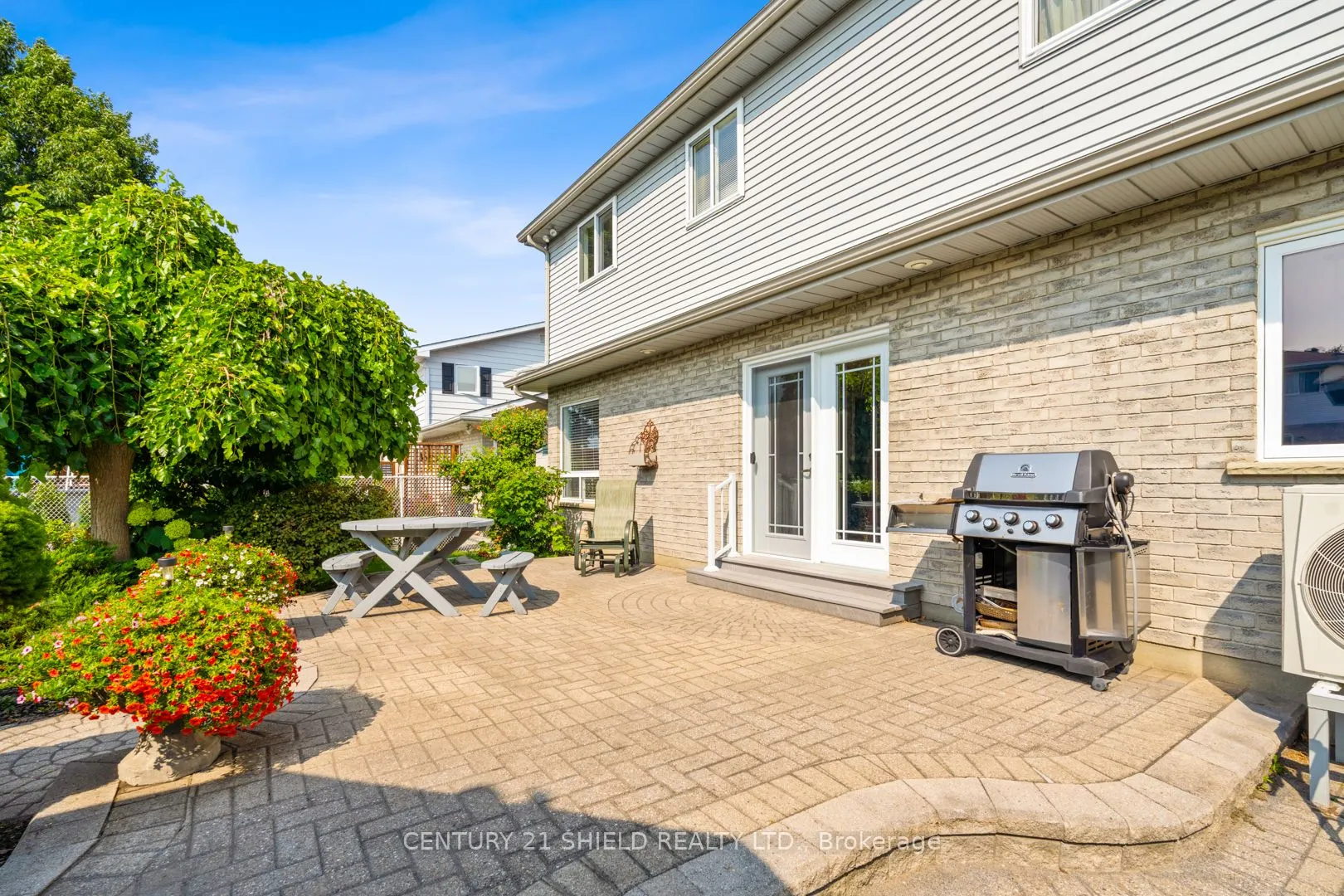 1989 Belvedere Crescent